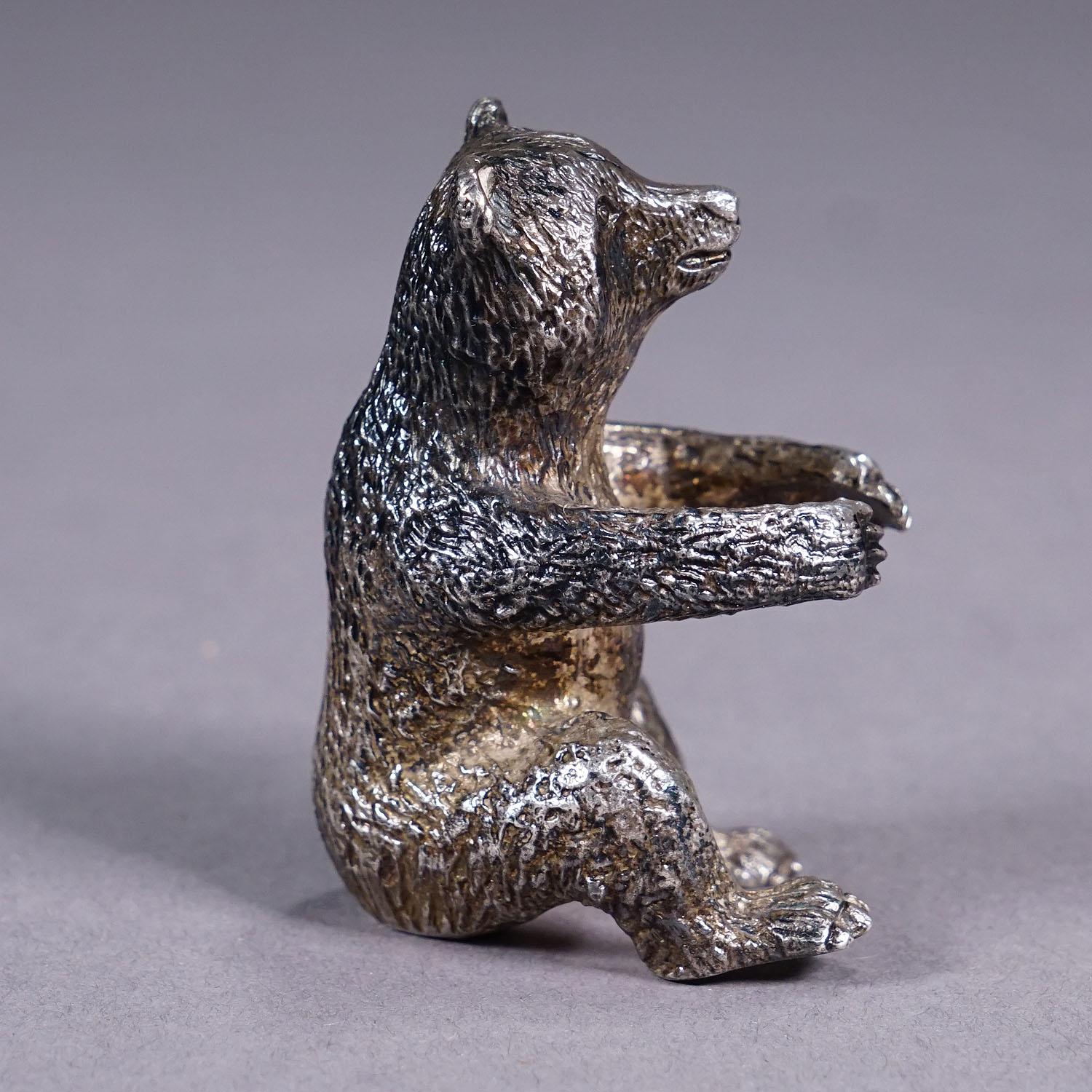 Fundición de un oso sentado Plata de ley ca. 1930s Alemán en venta