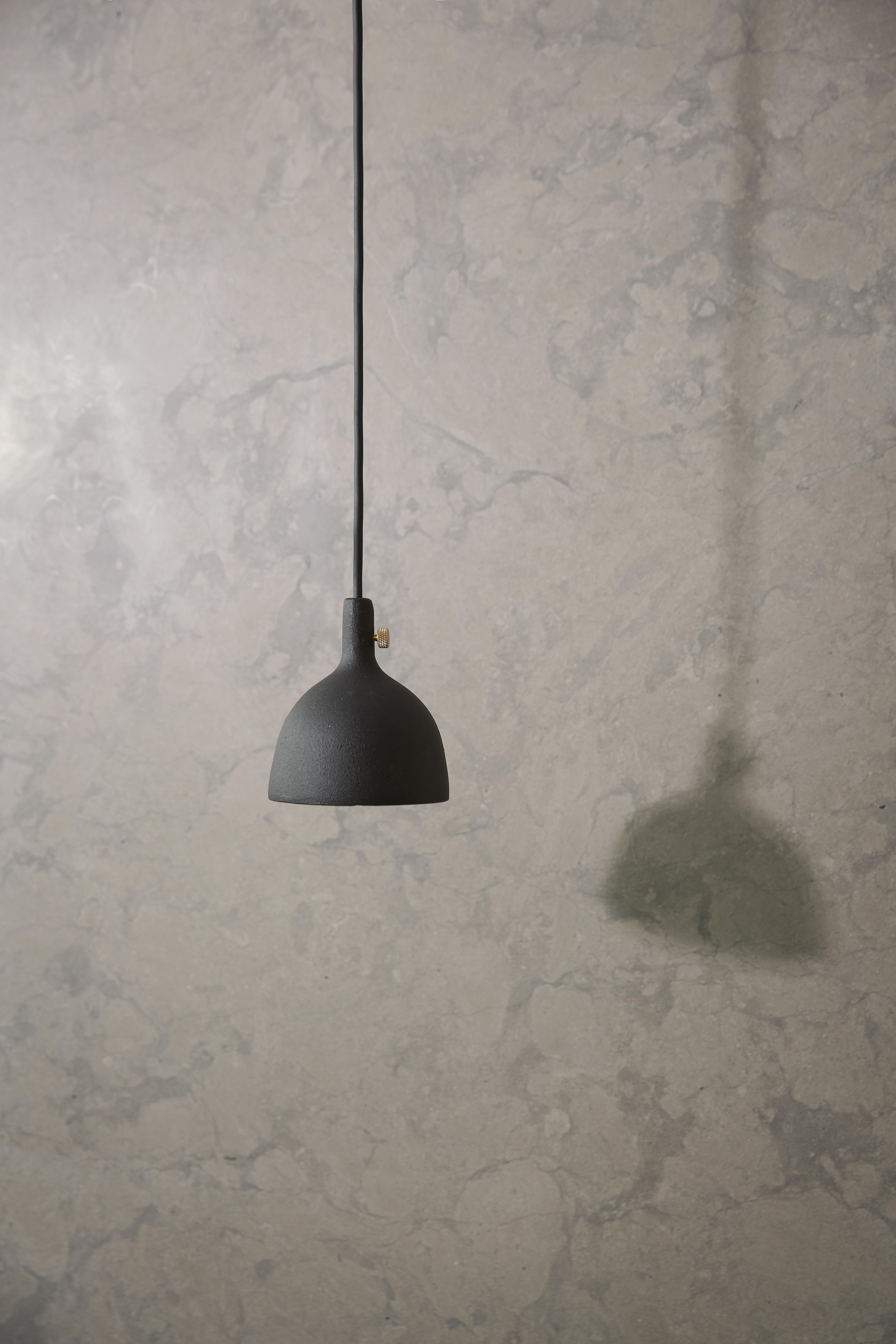 Cast pendant takes inspiration from the traditional plumb weight – a weight hanging from a line used by masons and carpenters since Ancient Egypt to establish a true vertical. An honest light, cast pendant embodies our philosophy of soft minimalism.