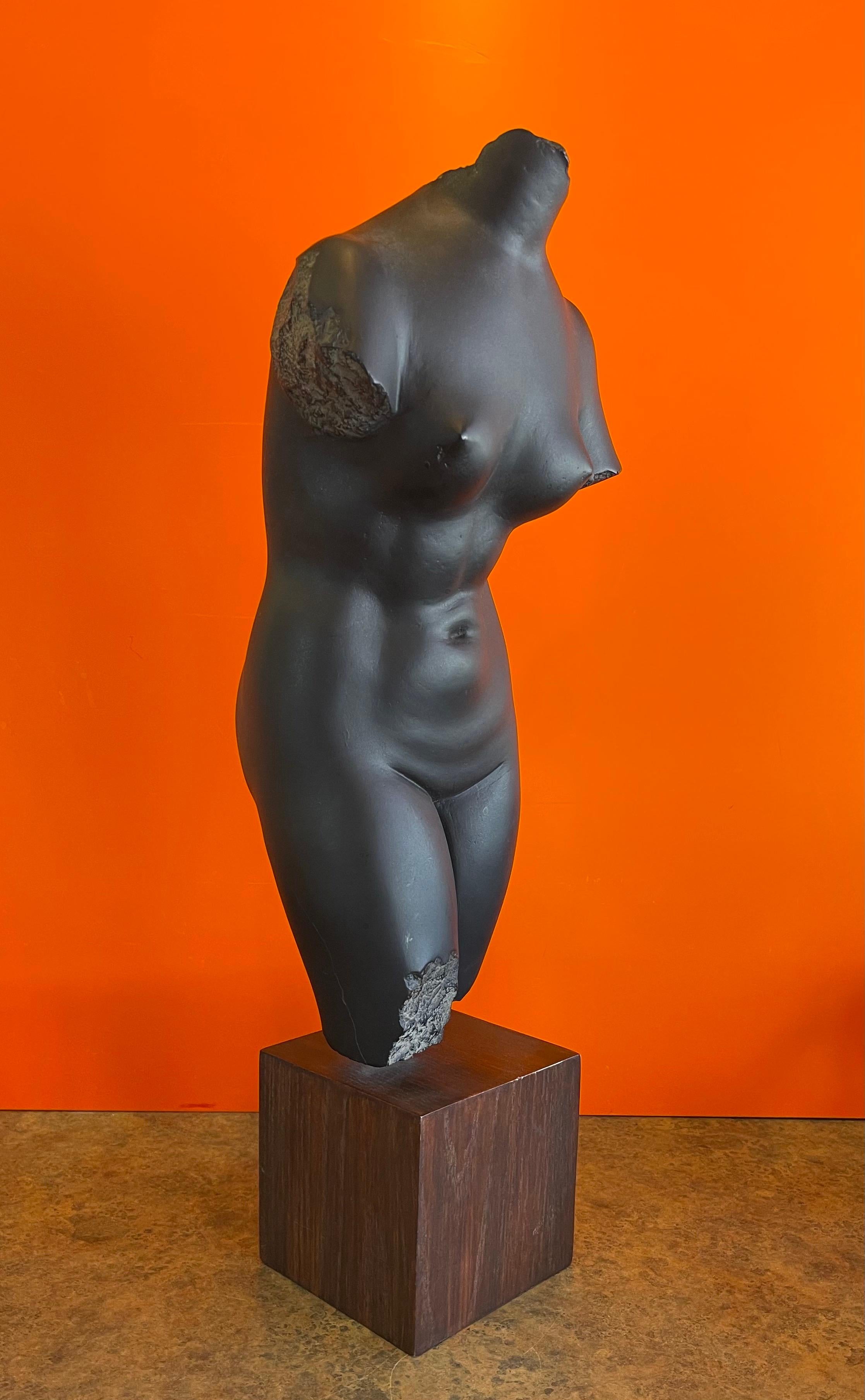 aphrodite sculpture