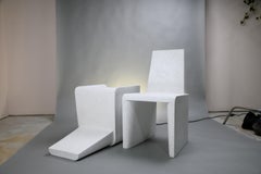 Sedia da pranzo 'Bridget' in resina fusa di Zachary A. Design