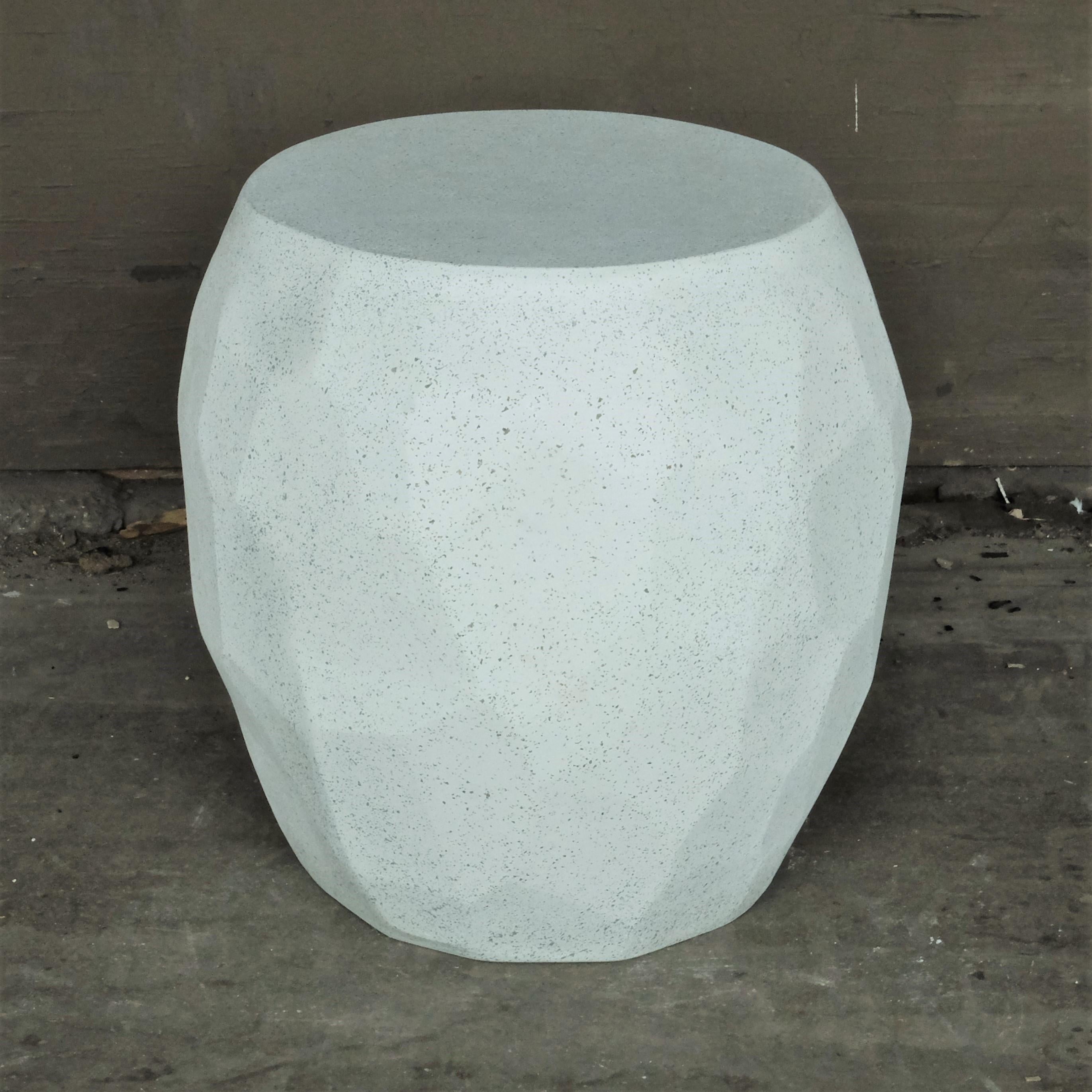 Minimalist Cast Resin 'Facet' Side Table, Natural Stone Finish by Zachary A. Design For Sale