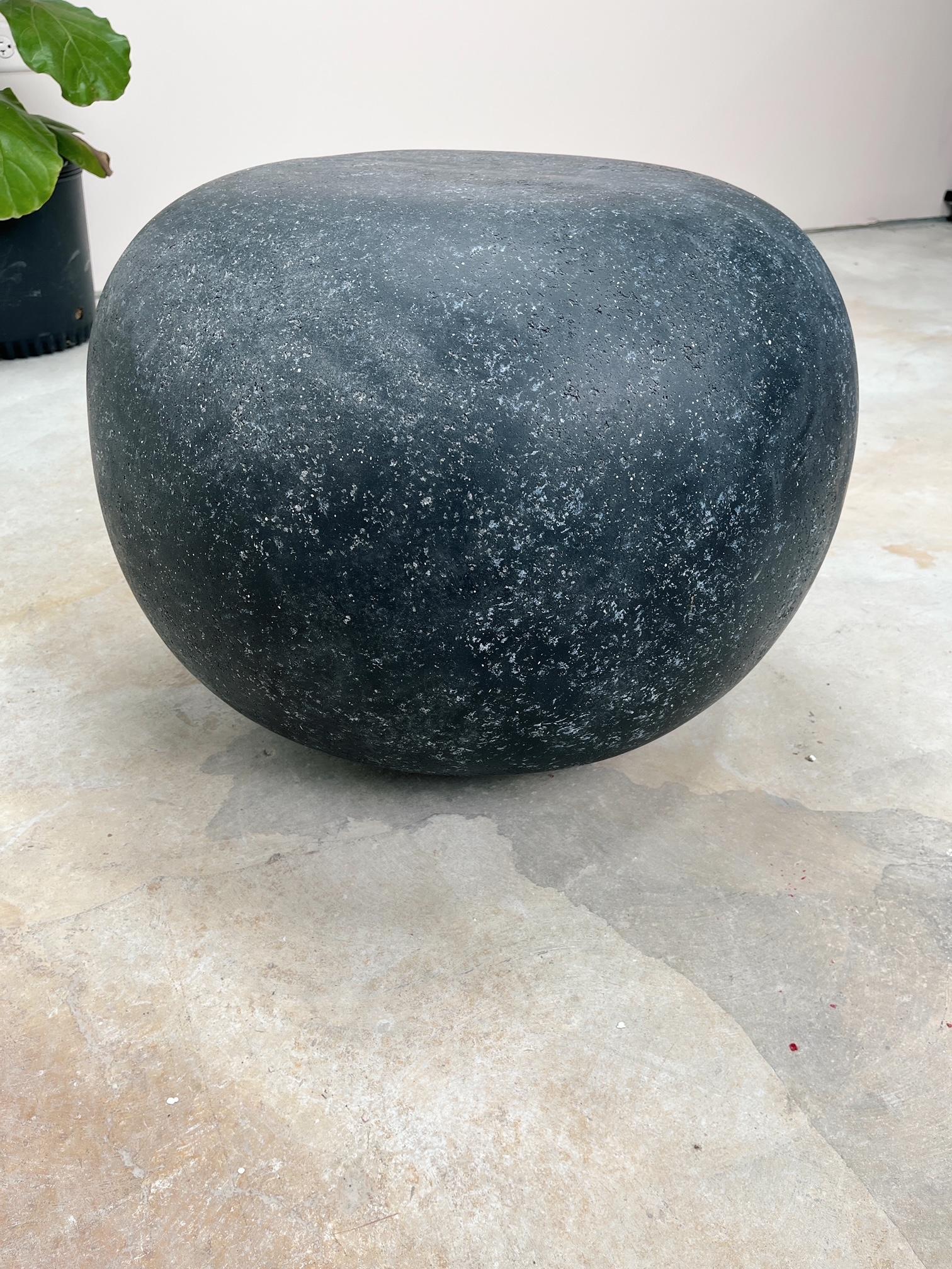 Cast Resin 'Pebble' Low Table, Coal Stone Finish by Zachary A. Design In New Condition For Sale In Chicago, IL