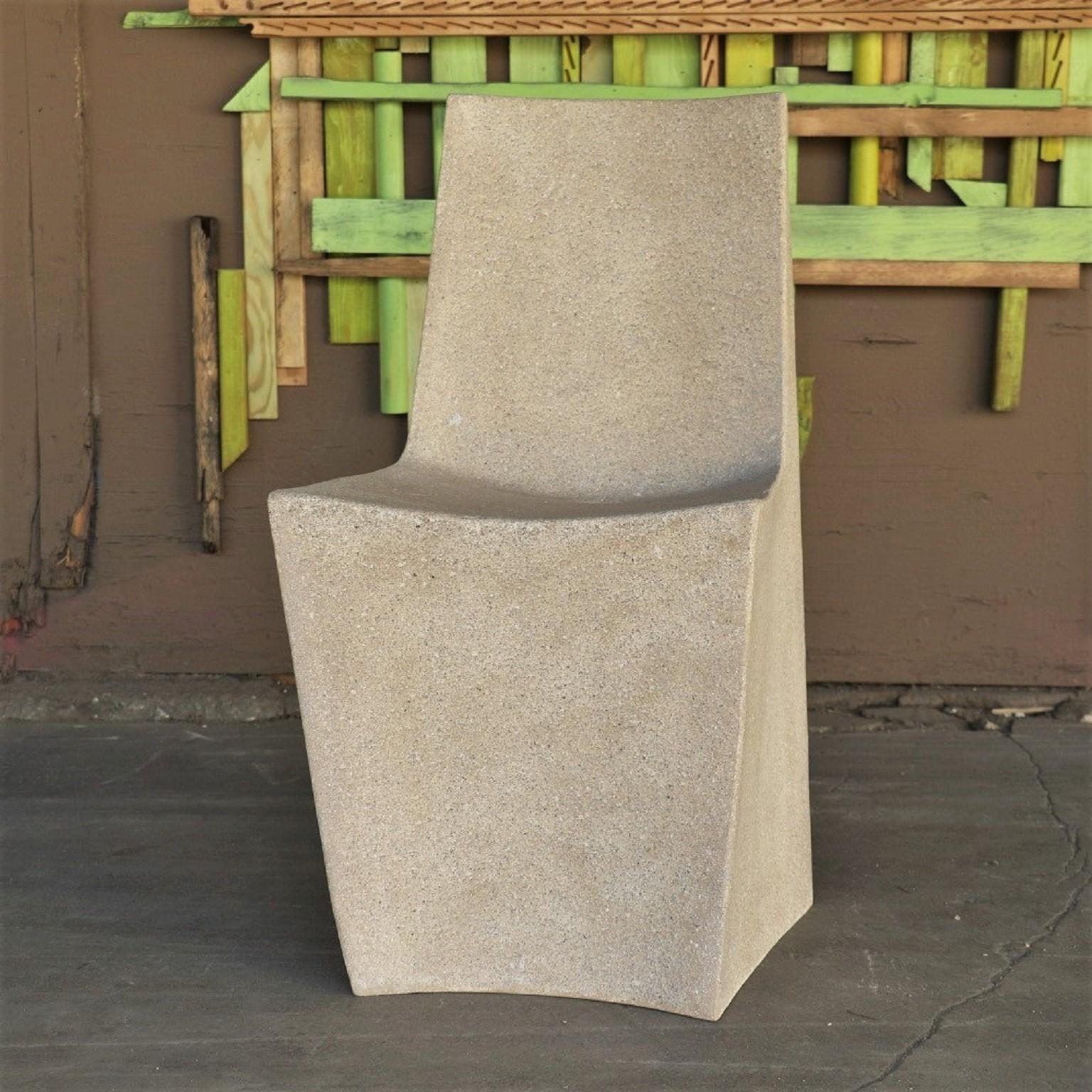 Classic longevity. Surprising comfort.

Dimensions: Width 17 in. (43.2 cm), depth 20 in. (50.8 cm), height 33 in. (83.8 cm). Weight 35 lbs. (15.8 kg)
No assembly required.

Finish color options:
white stone
natural stone 
aged stone (shown)
key