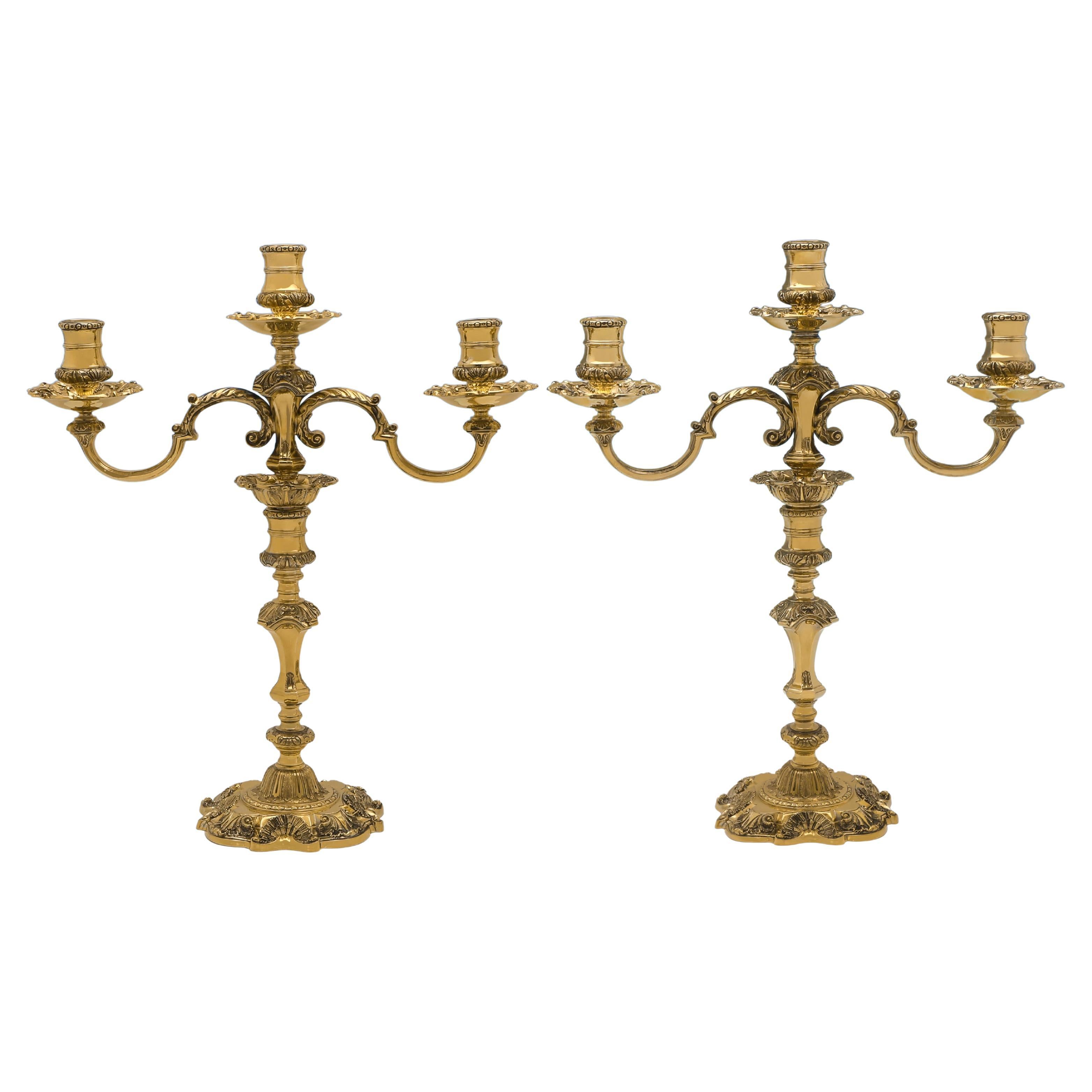 Candelabro in argento fuso e dorato in stile Paul de Lamerie - Carrington & Co. 1965 in vendita
