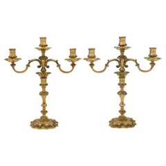 Candelabro de plata dorada fundida de estilo Paul de Lamerie - Carrington & Co. 1965