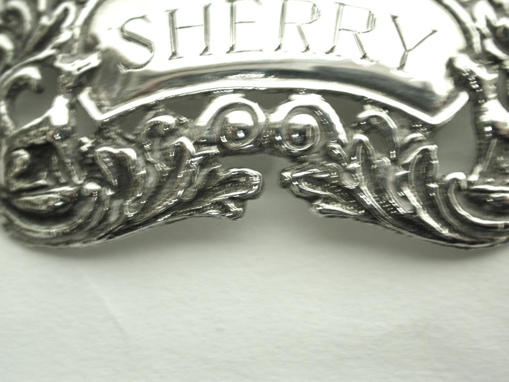 Cast Silver Sherry Label with Grape and Vine and Foxes, Dated 1967, London For Sale 1