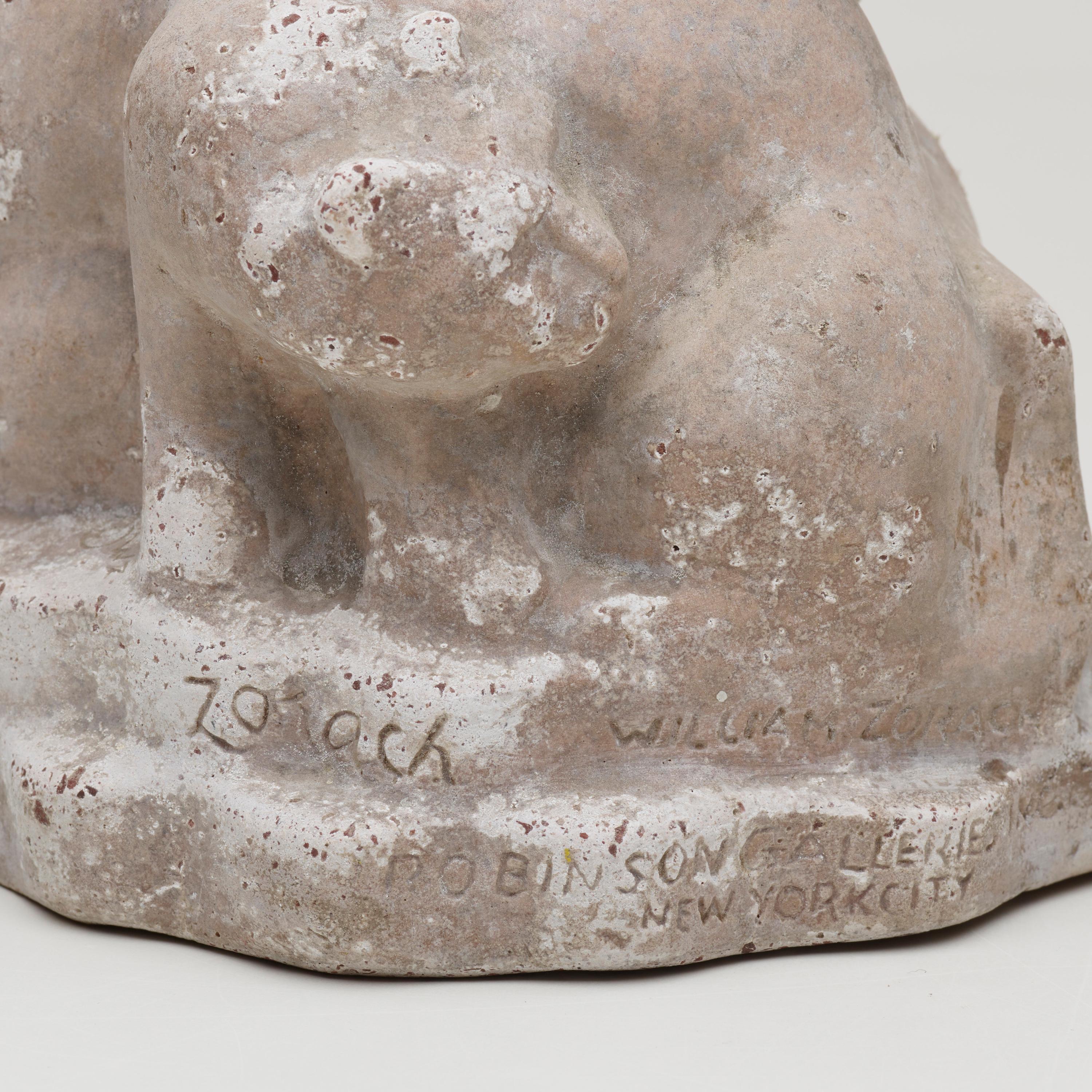 Sculpture en pierre moulée d'un nu avec chat de William Zorach Bon état - En vente à Montreal, QC