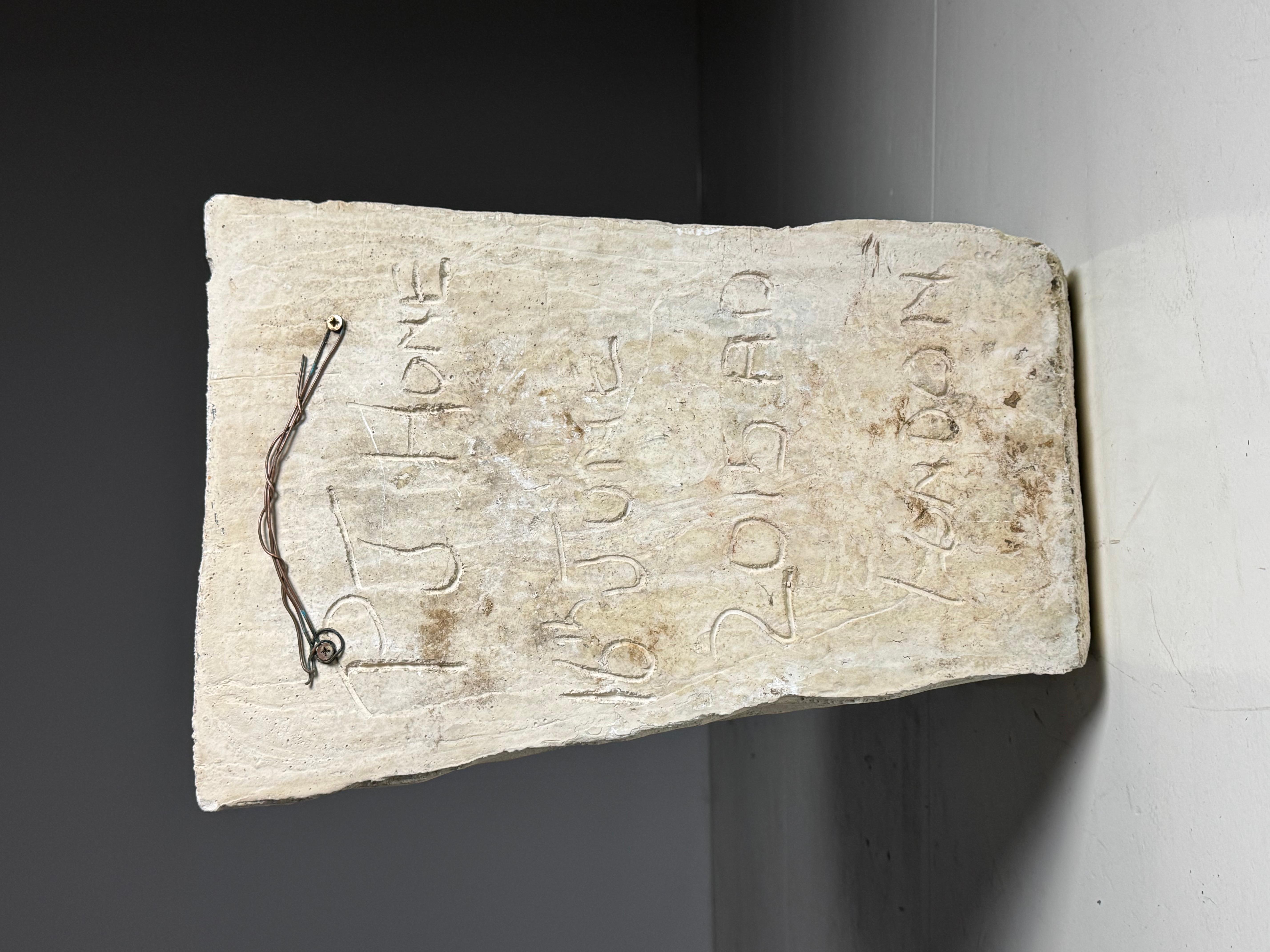 Statua in pietra fusa del dio greco Asclepio in vendita 11