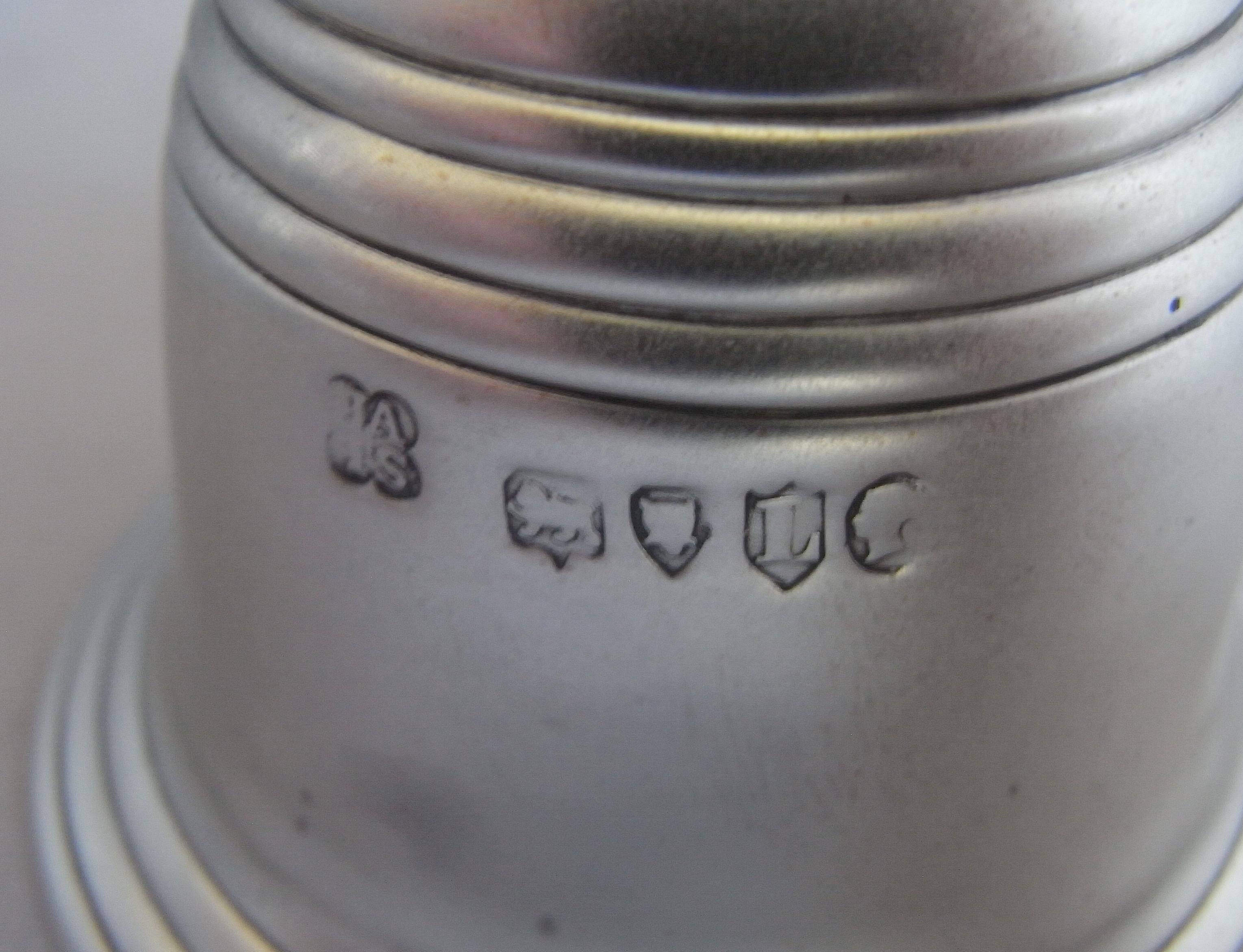 Anglais Bell Made in London by John Aldwinckle & Thomas Slater, 1886 en vente