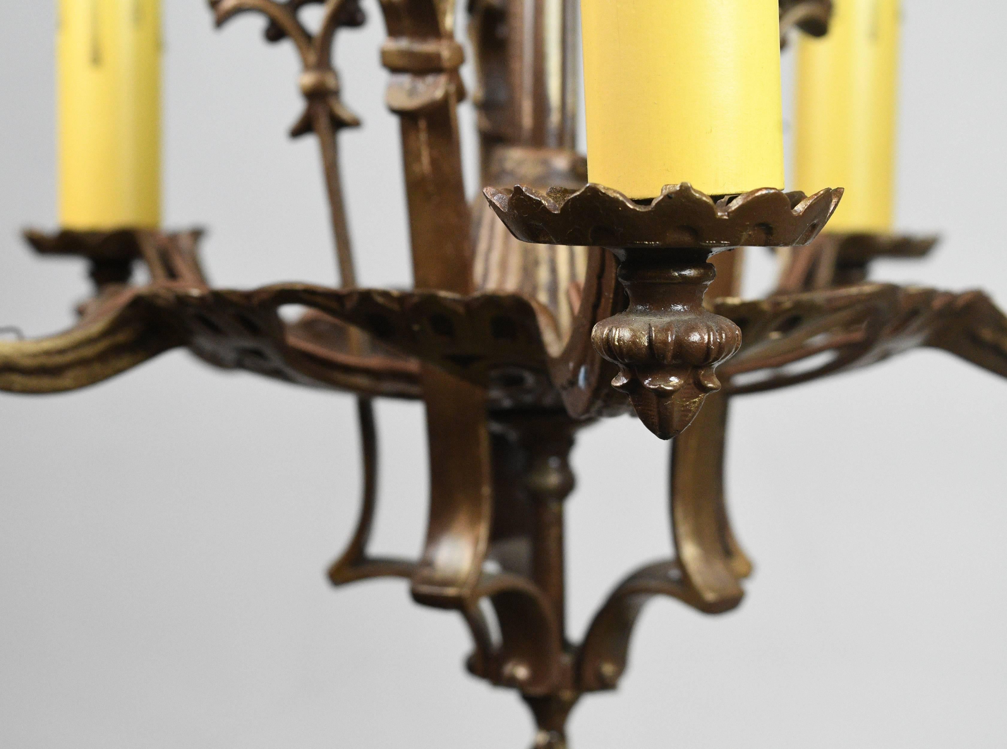 chandelier cast