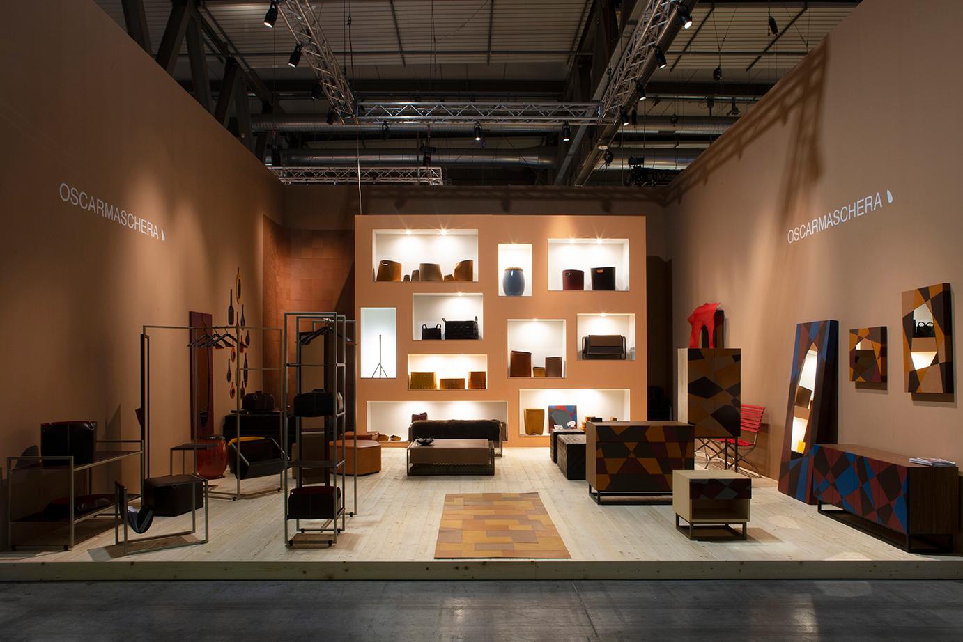 XXIe siècle et contemporain Grand Pouf Castagno en cuir italien tressé au tannage végétal par Oscar Maschera en vente