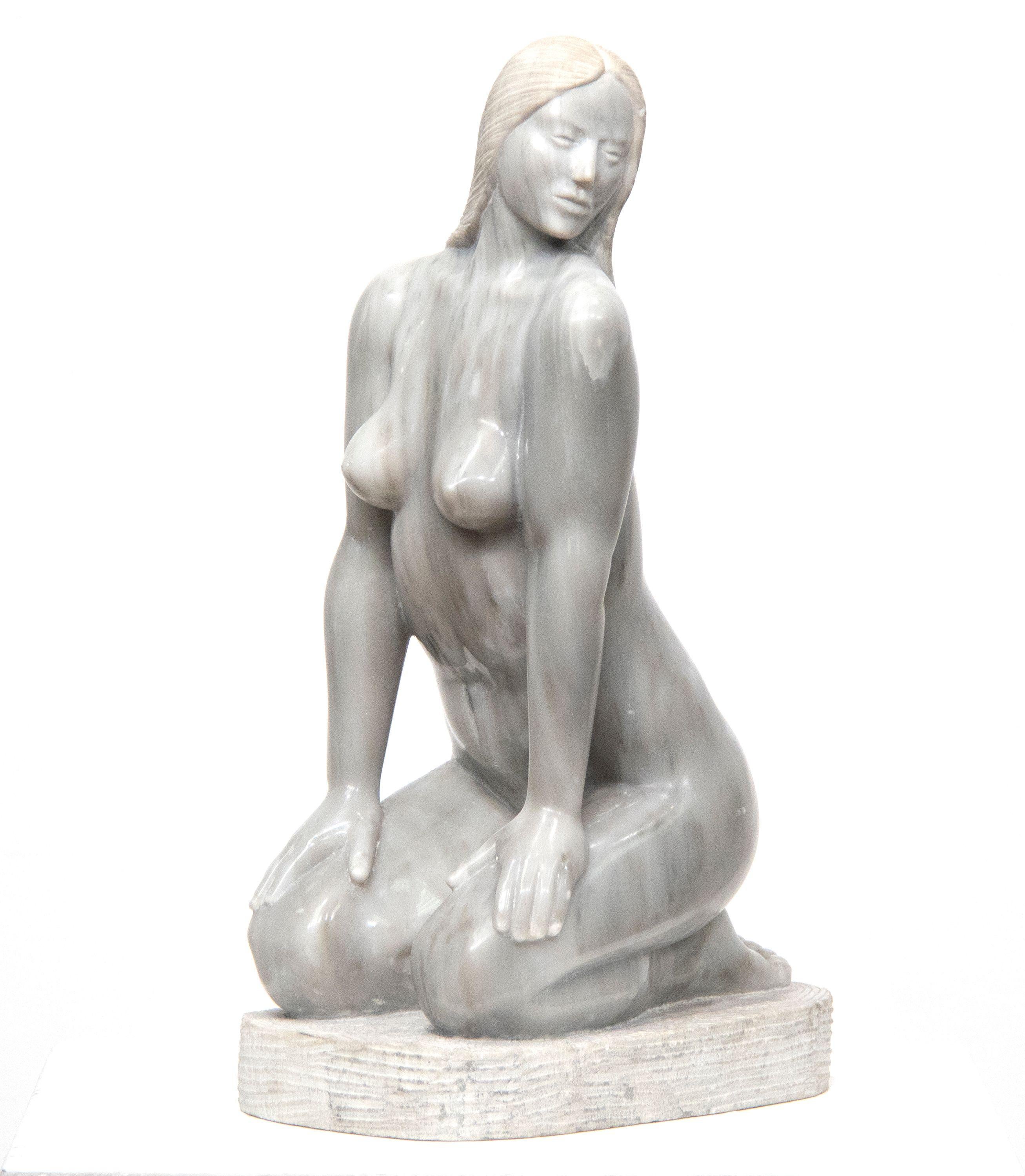 CASTANEDA, FELIPE Figurative Sculpture - Mujer Desnuda
