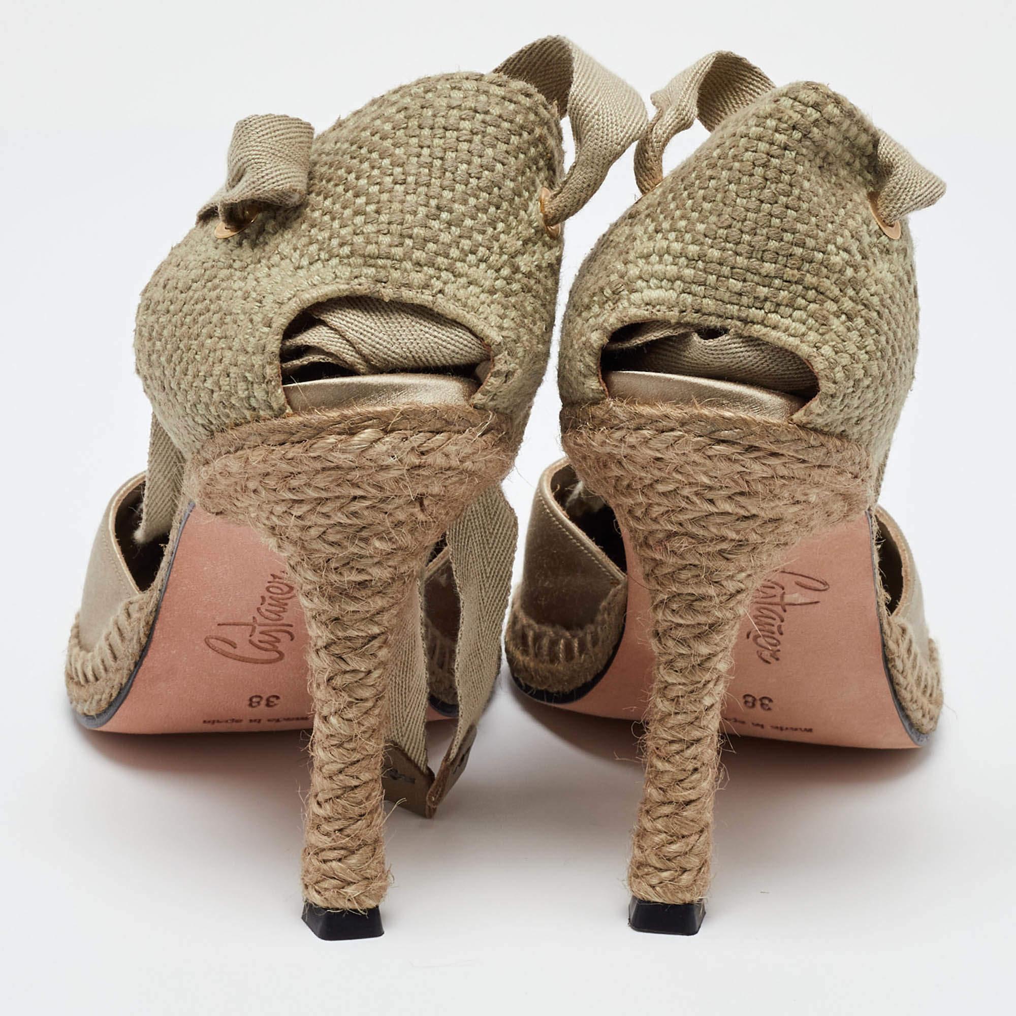 Castaner By Manolo Blahnik Beige Satin Canvas Espadrille Ankle Tie Pumps Taglia 38 1
