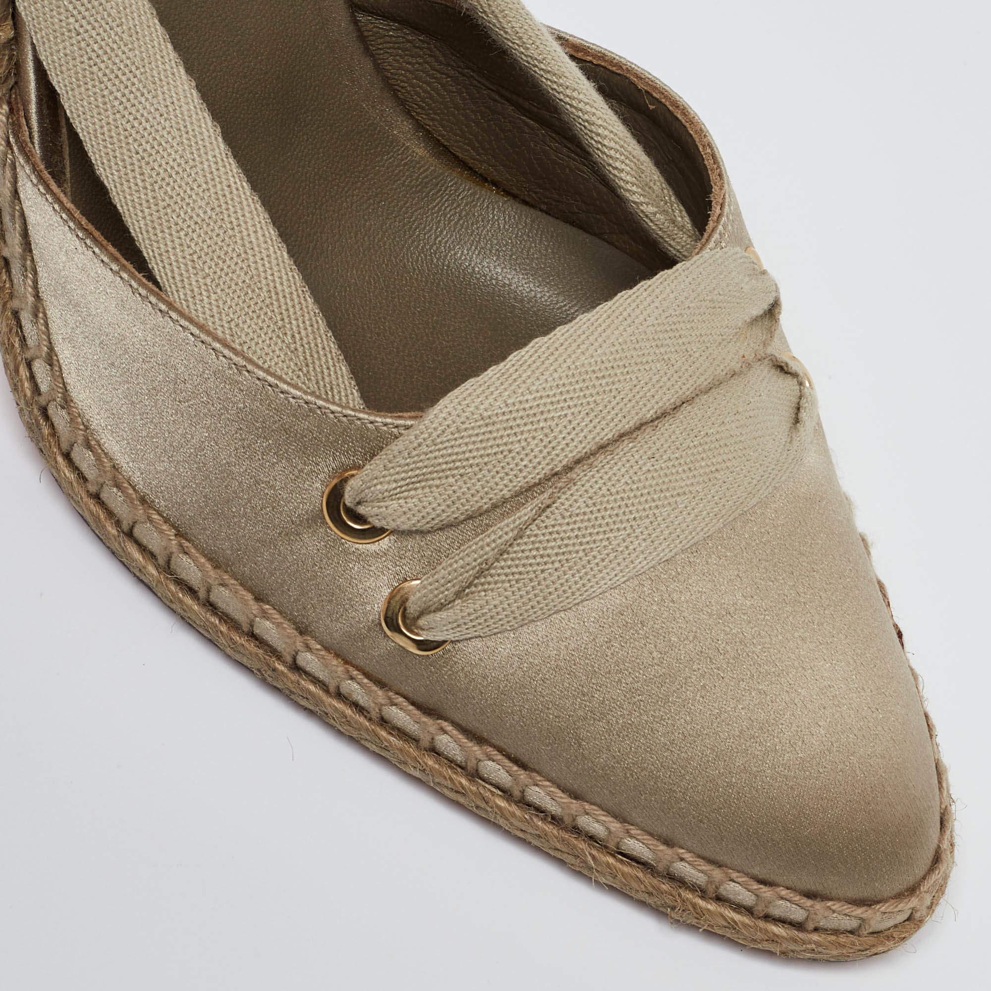 Castaner By Manolo Blahnik Beige Satin Canvas Espadrille Ankle Tie Pumps Taglia 38 3
