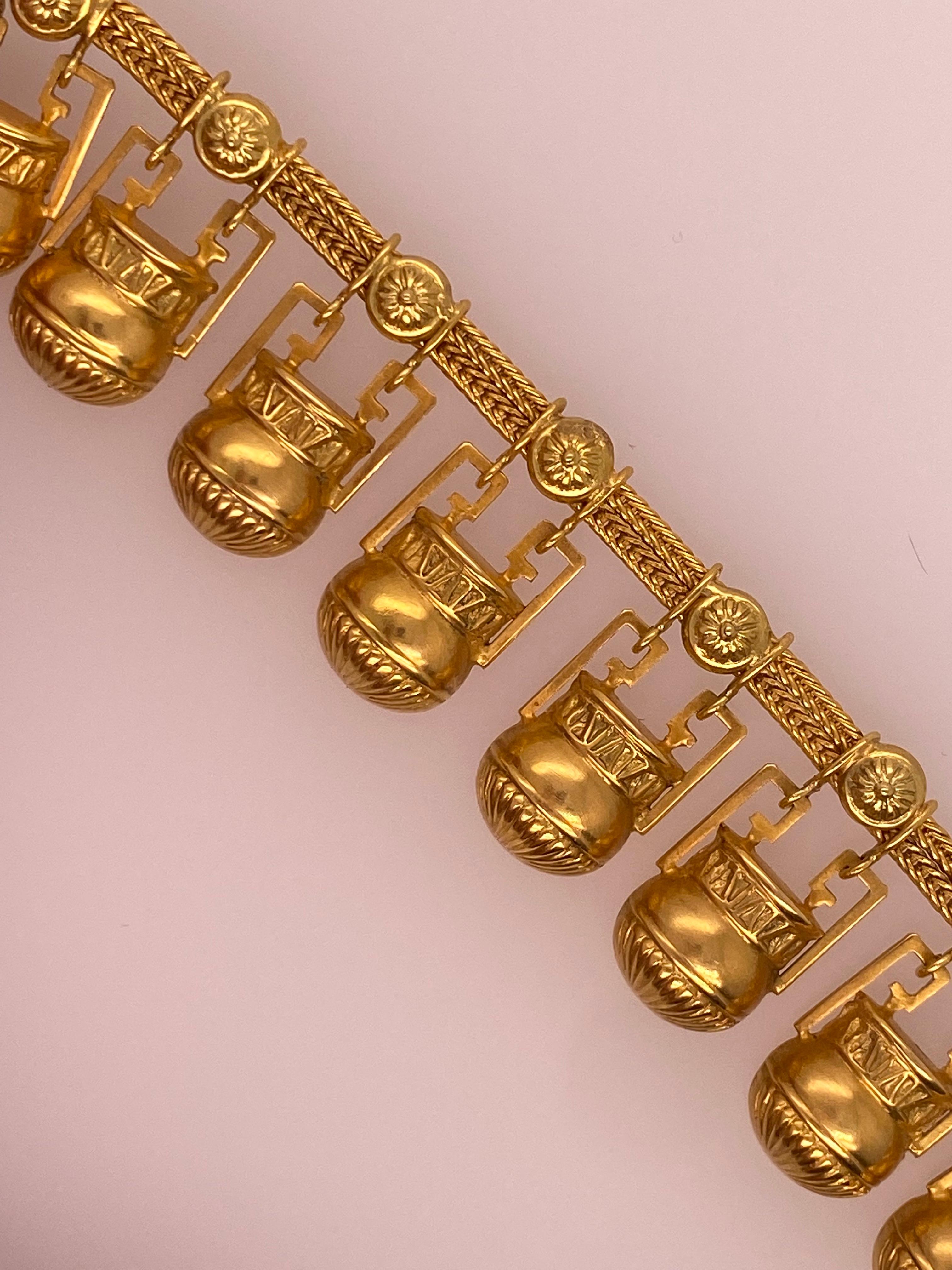 Castellani 15kt Gold Amphora Necklace For Sale 1