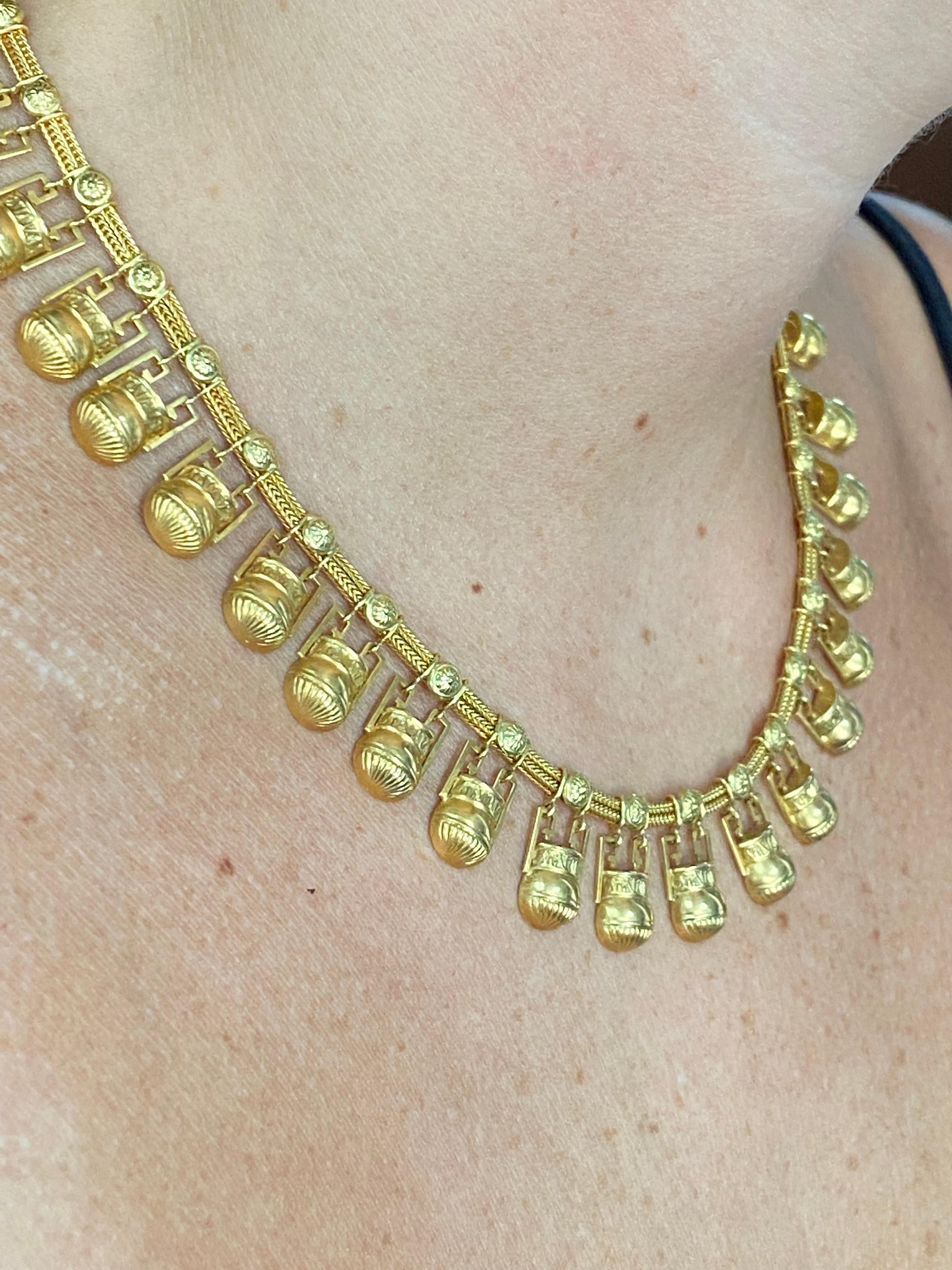 Castellani 15kt Gold Amphora Necklace For Sale 4