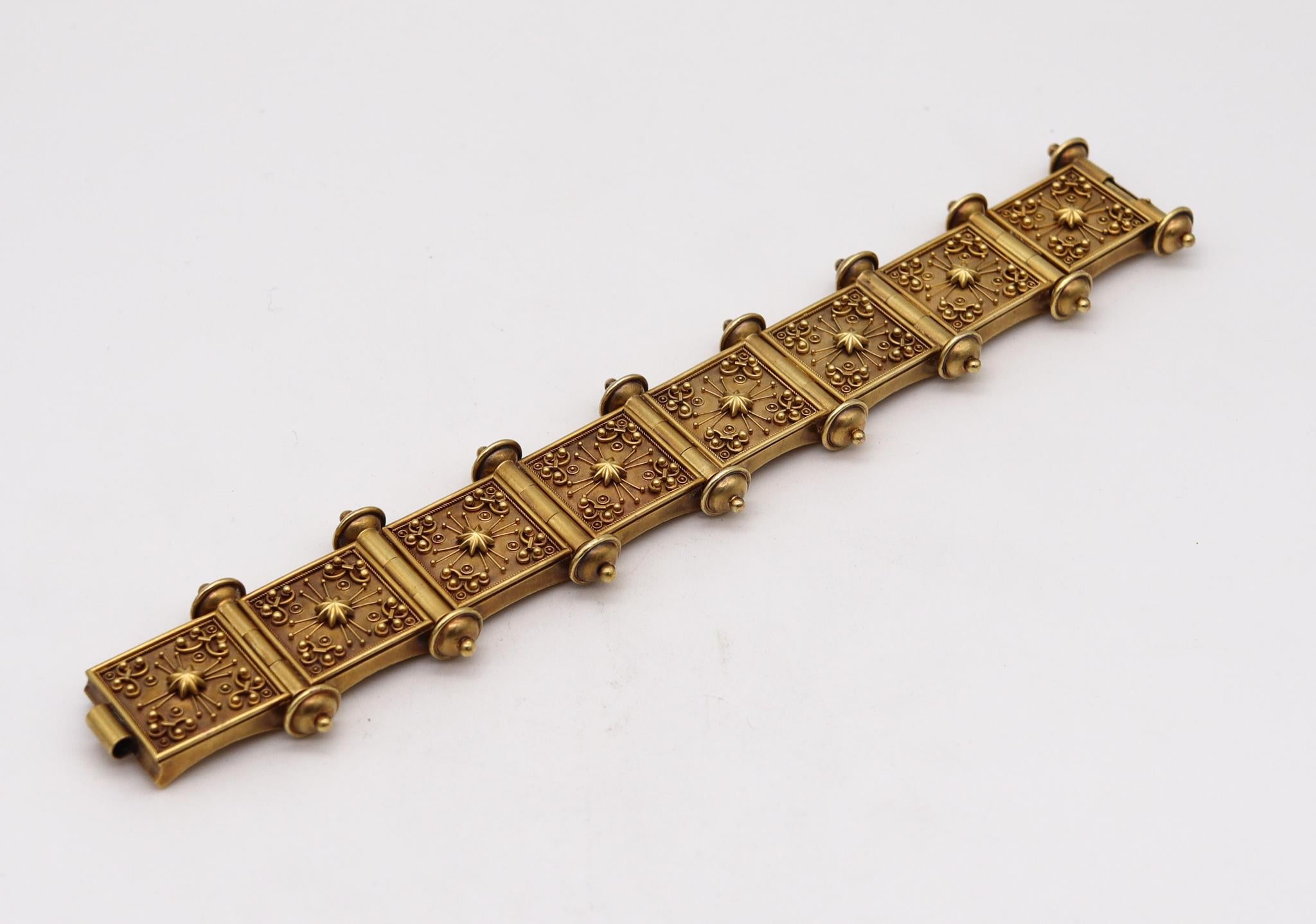 Castellani 1870 Italian Etruscan Revival Bangle Bracelet in 19Kt Yellow Gold For Sale 3