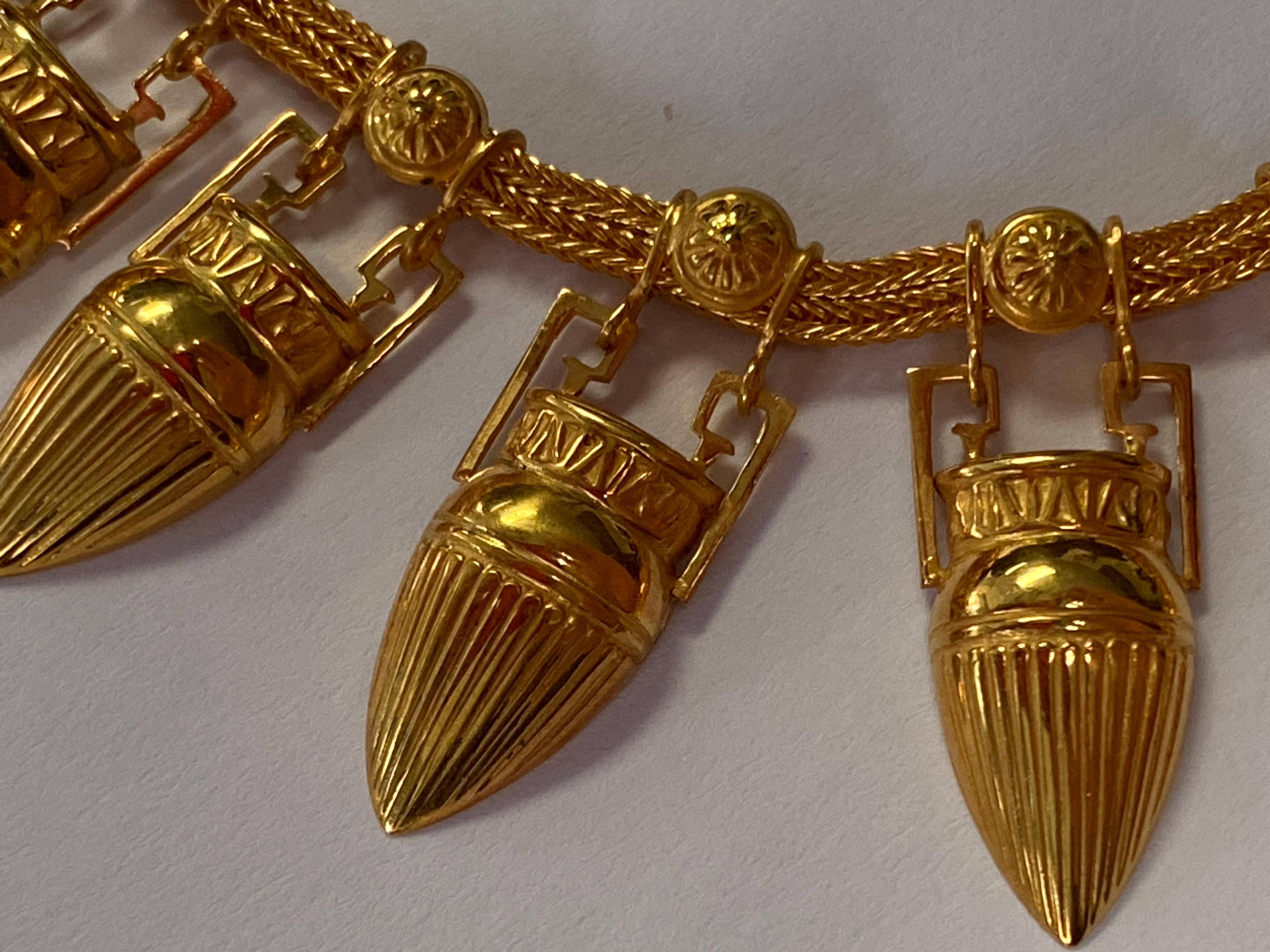 Castellani 18kt Gold Amphora Necklace For Sale 3