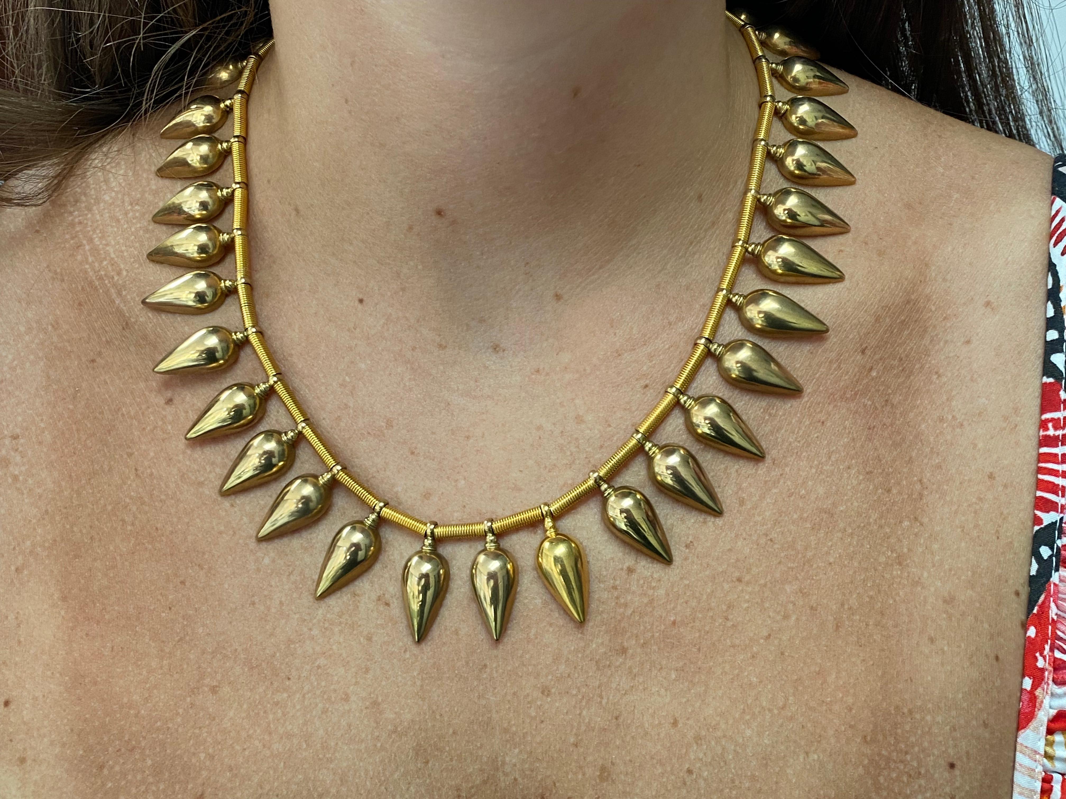 Castellani 18kt Gold Amphora Halskette (Neoetruskisch) im Angebot