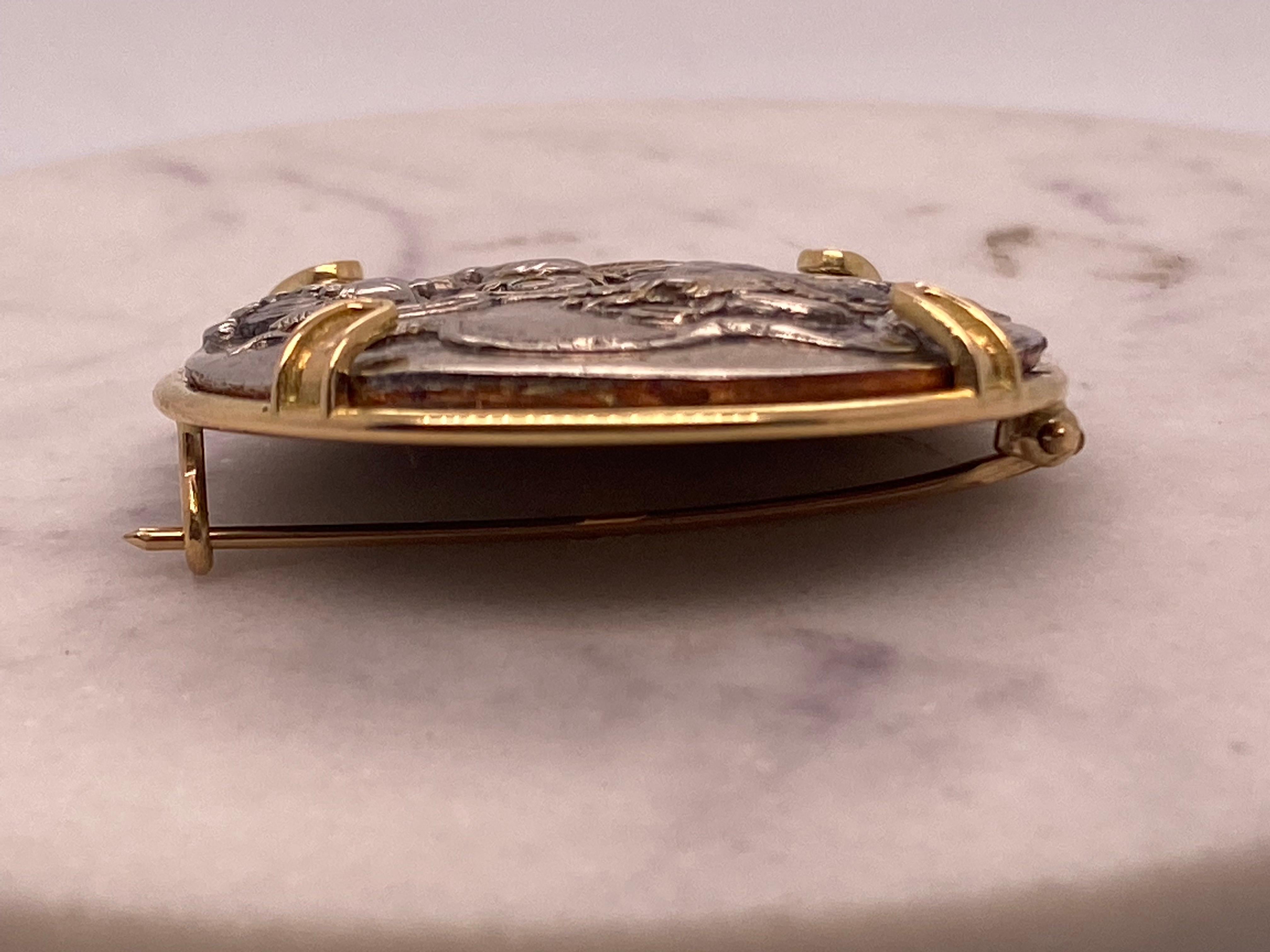 Néo-étrusque Castellani Broche Shakudo en or 18 carats du 19ème siècle en vente