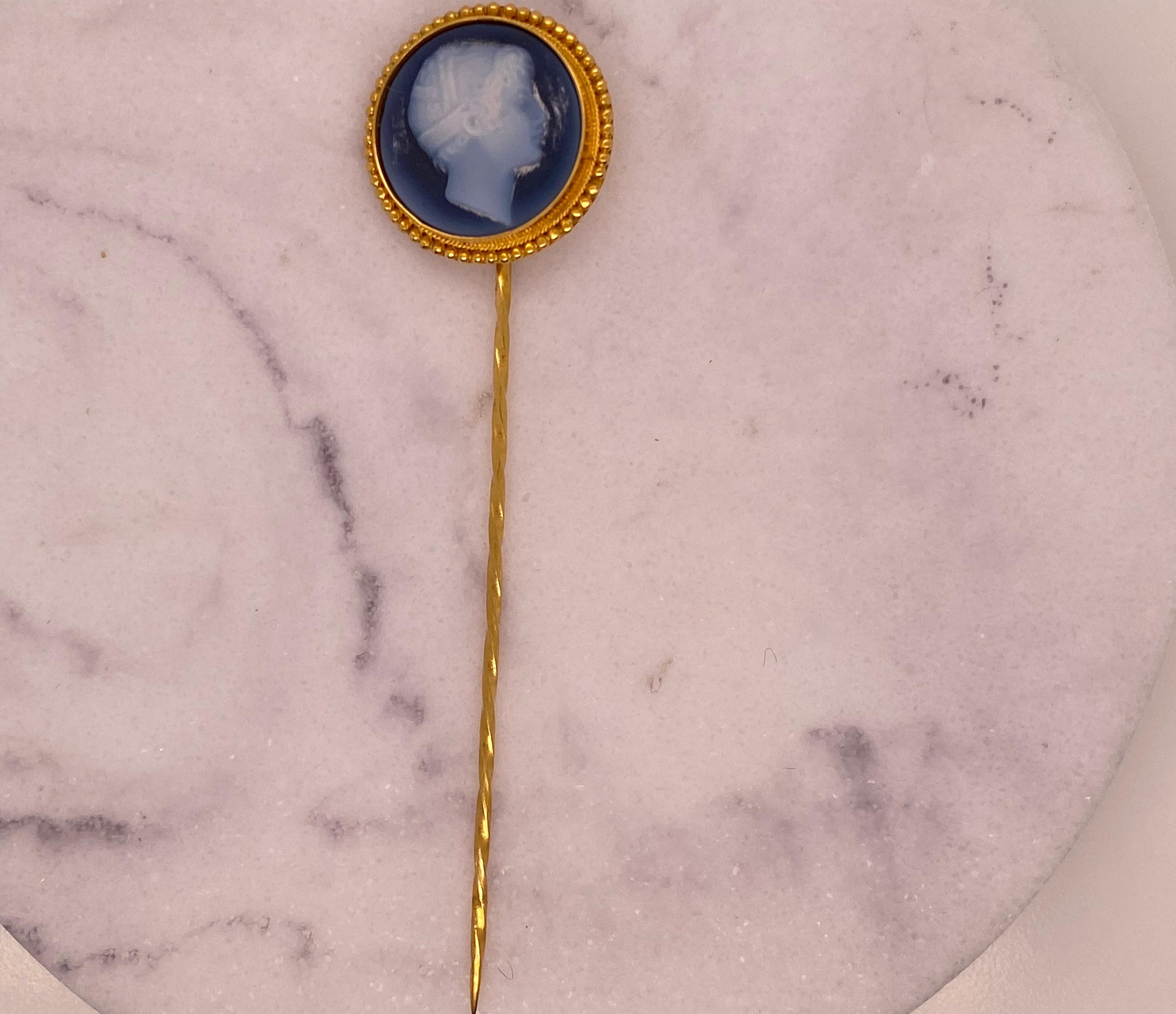 Etruscan Revival Castellani Agate Cameo 15kt Gold Stick Pin For Sale