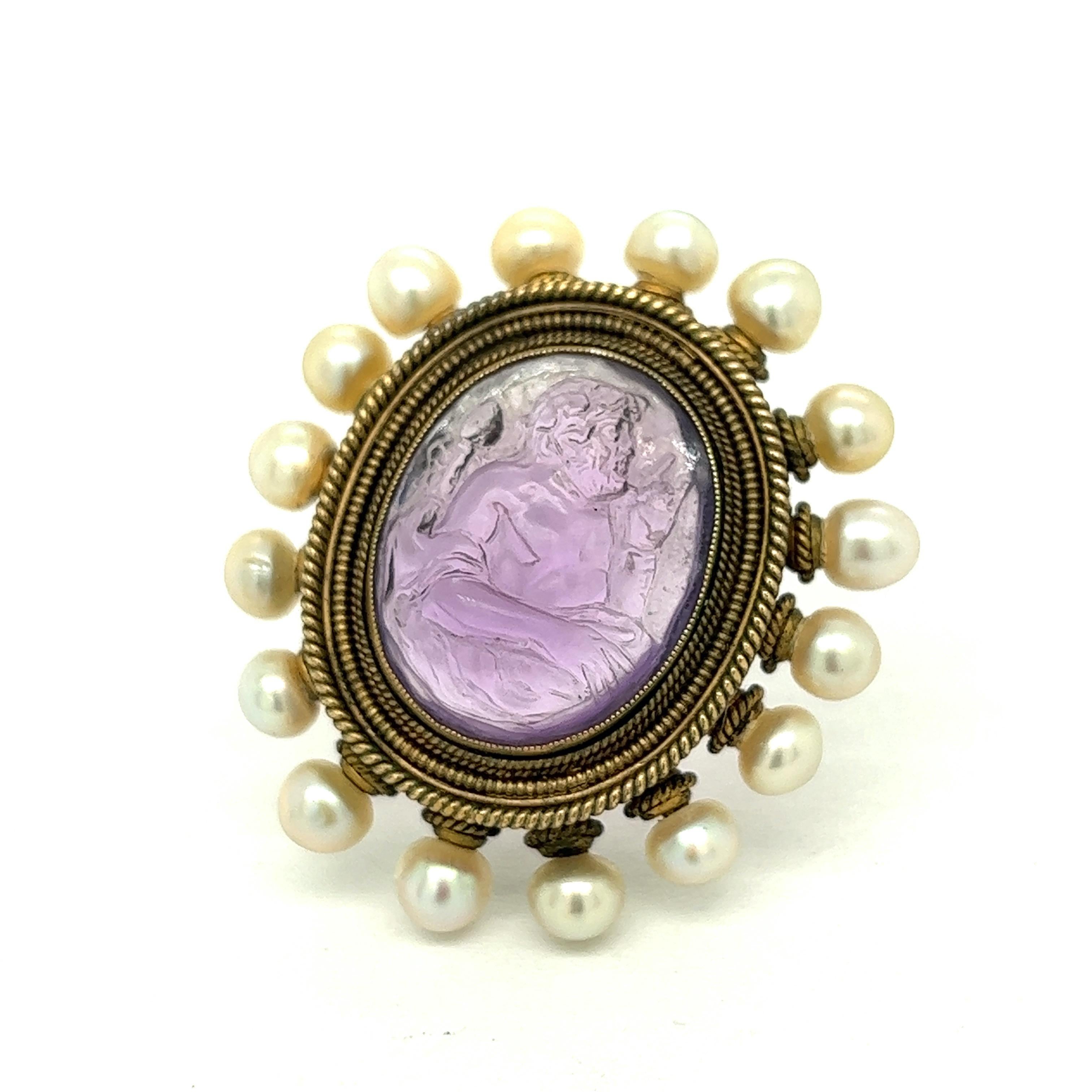 Castellani Amethyst Cameo Pearl Oval 18k Gold Brooch In Good Condition In New York, NY