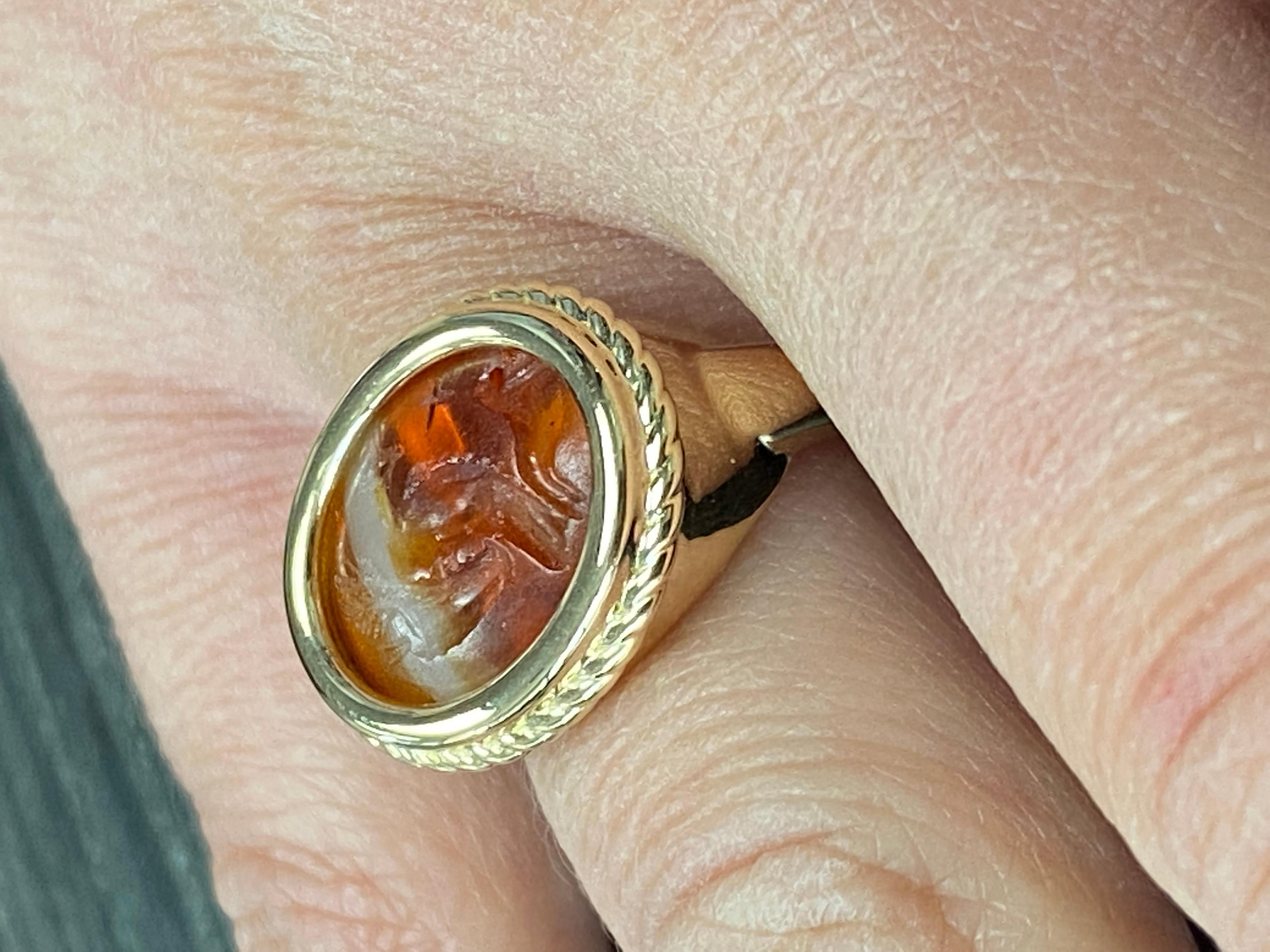 Women's or Men's Castellani Ancient Banded Agate Peacock Intaglio Gold Ring For Sale