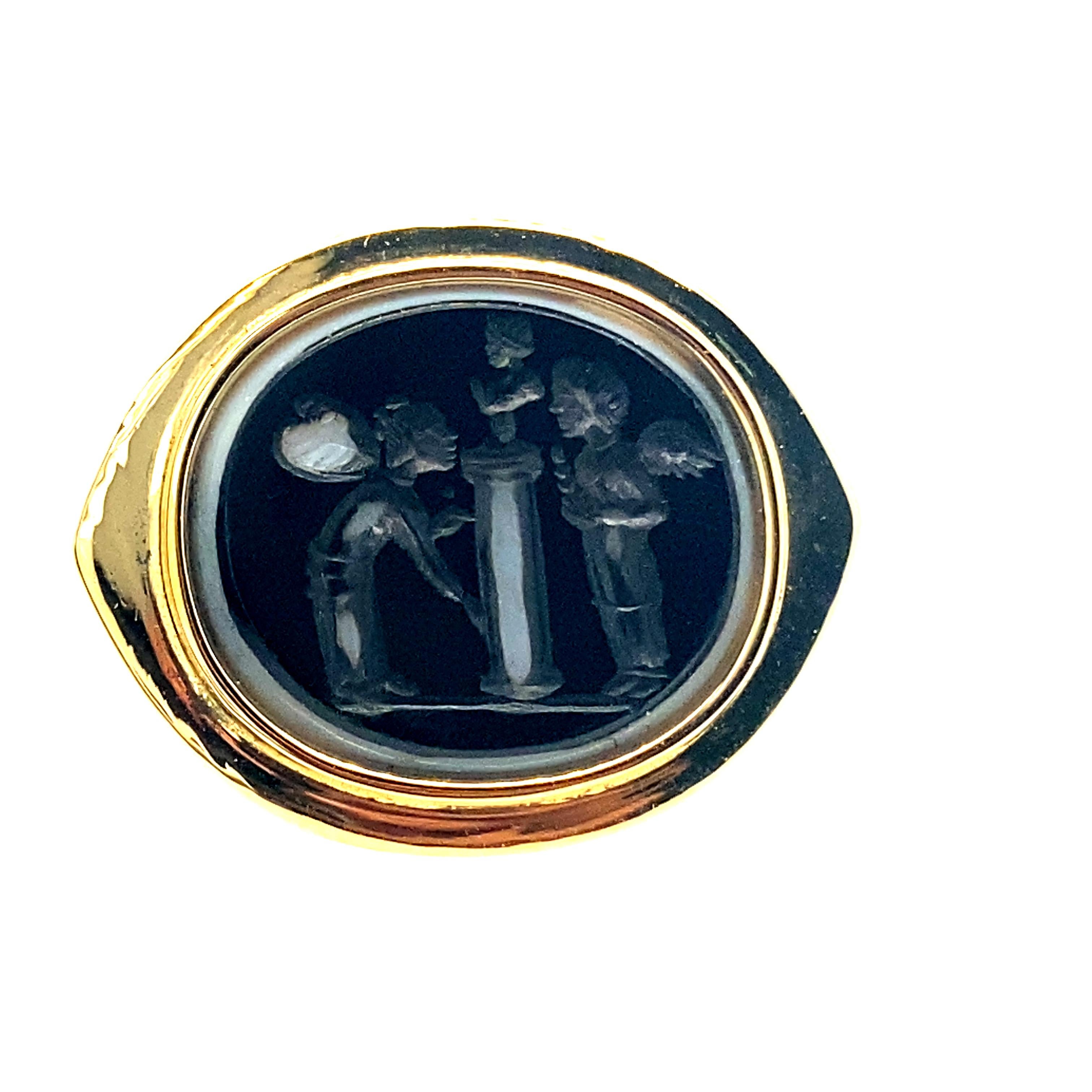 Women's or Men's Castellani Ancient Roman Agate Intaglio Gold Ring For Sale