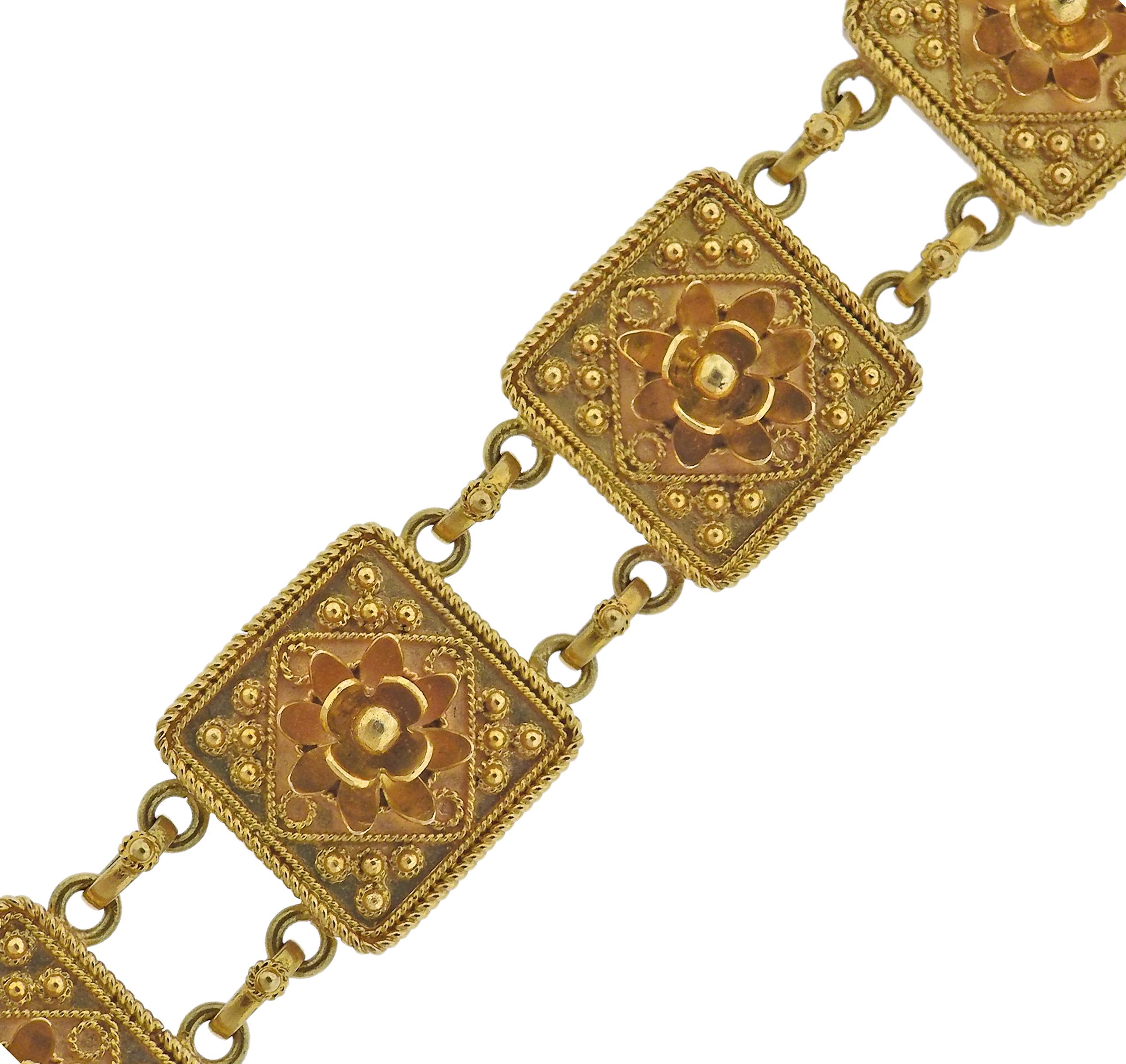 15k yellow gold square link Castellani bracelet. Measuring 8