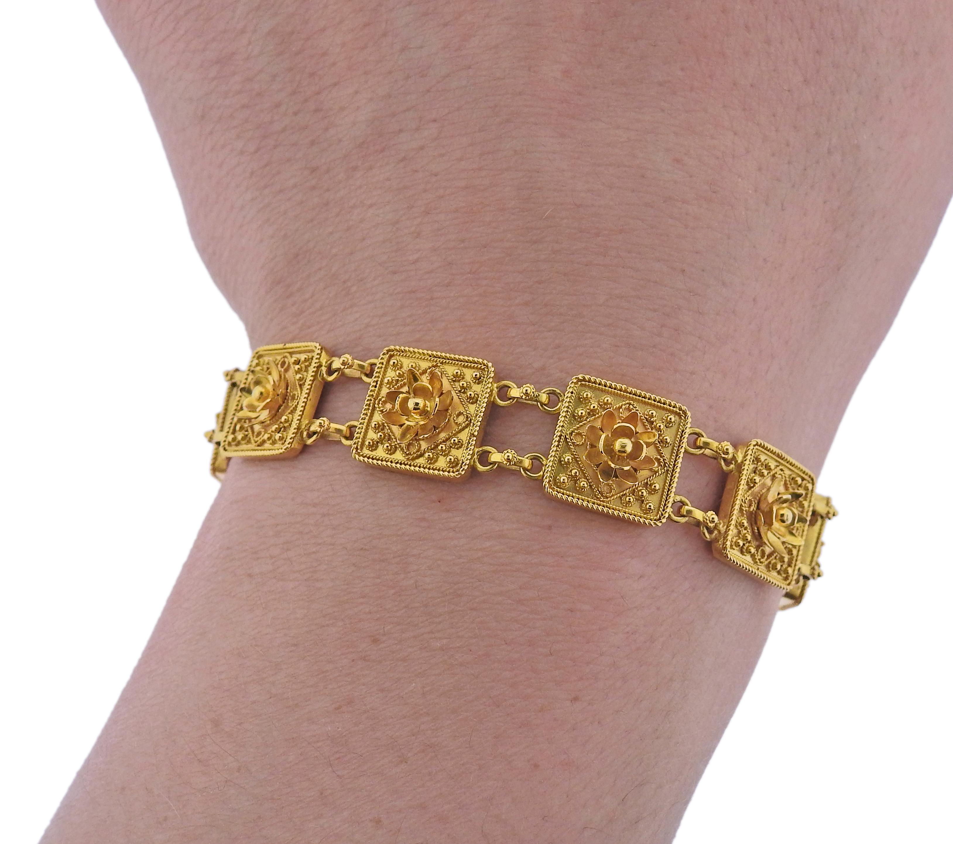 Castellani Gold Bracelet In Excellent Condition For Sale In New York, NY