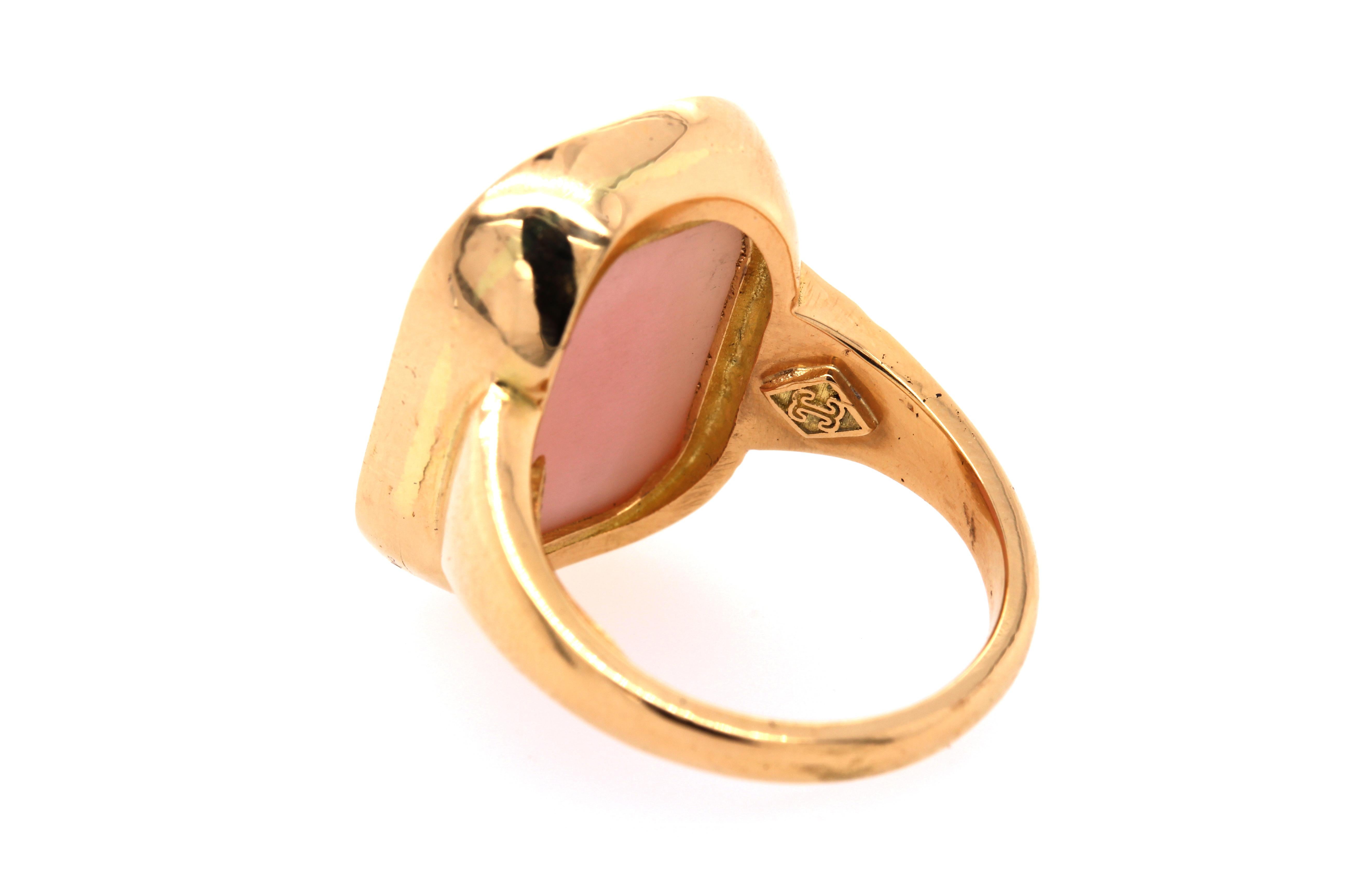 Castellani Pink Agate 19th Century Hercules Cameo 18kt Gold Ring In New Condition For Sale In New York, NY