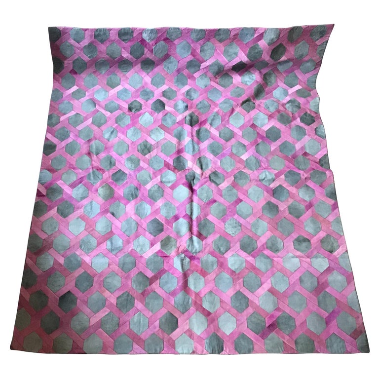 Castelluxe Interlace Design 8 x 10 Pink and Light Grey Hair on Hide Rug ...