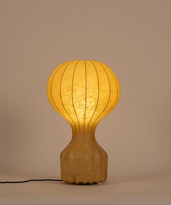 Castiglioni 'Cocoon' table light 'Gatto' large size. Italy c1960