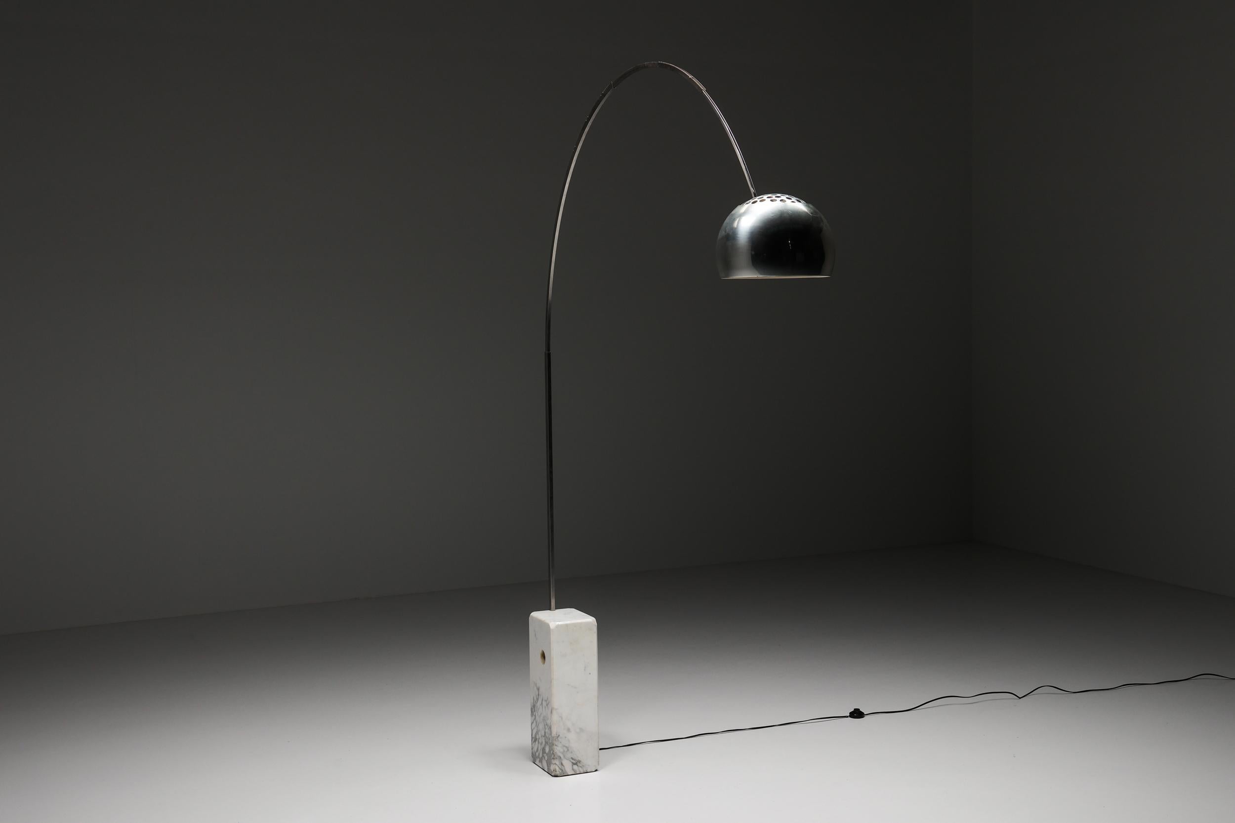 Castiglioni & Giacomo Arco Floor Lamp Flos, 1st Edition, Italian Design, 1962 In Excellent Condition In Antwerp, BE