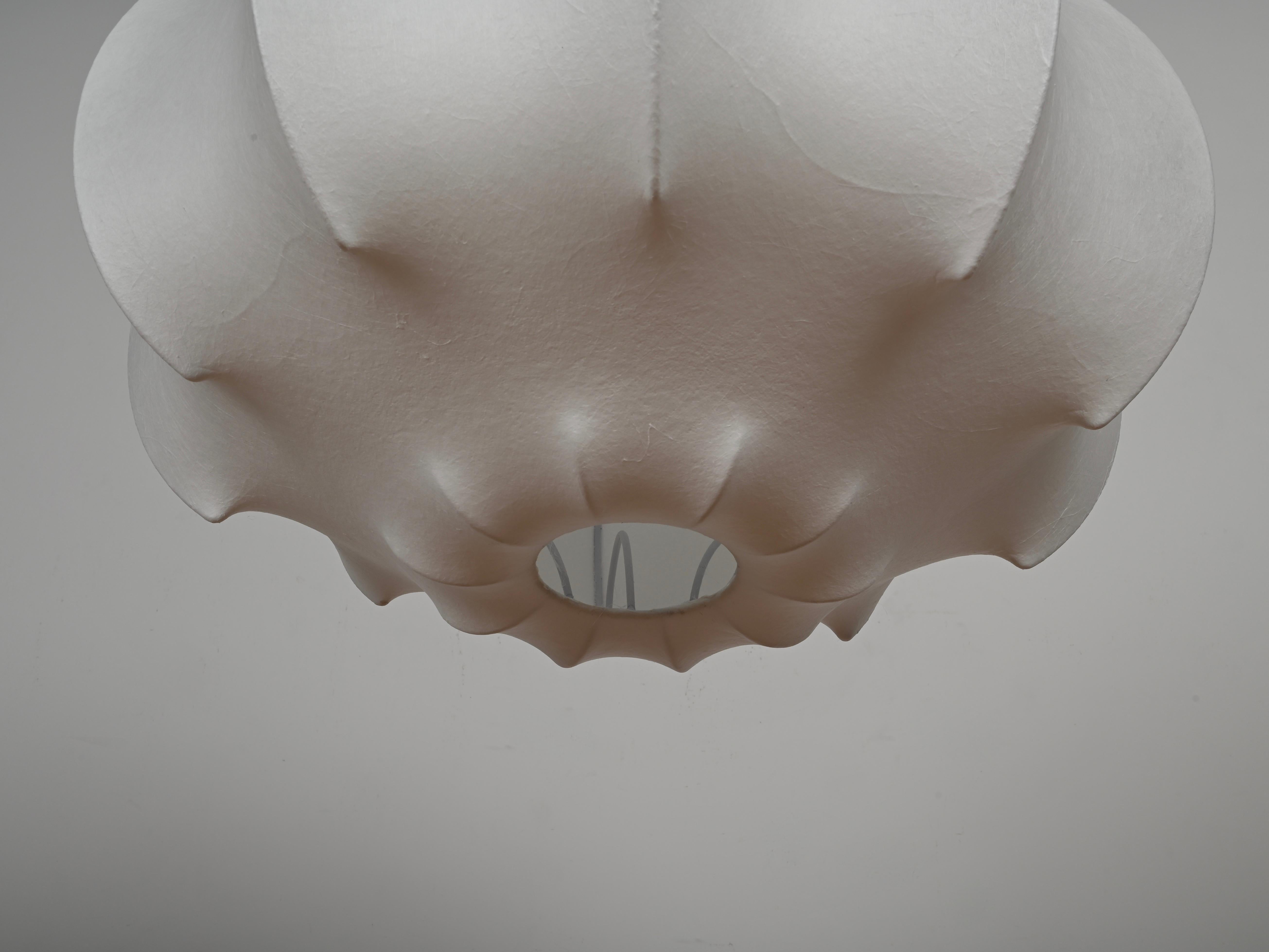 Große italienische Castiglioni-Pendelleuchte im Viscontea-Stil, Cocoon im Angebot 4