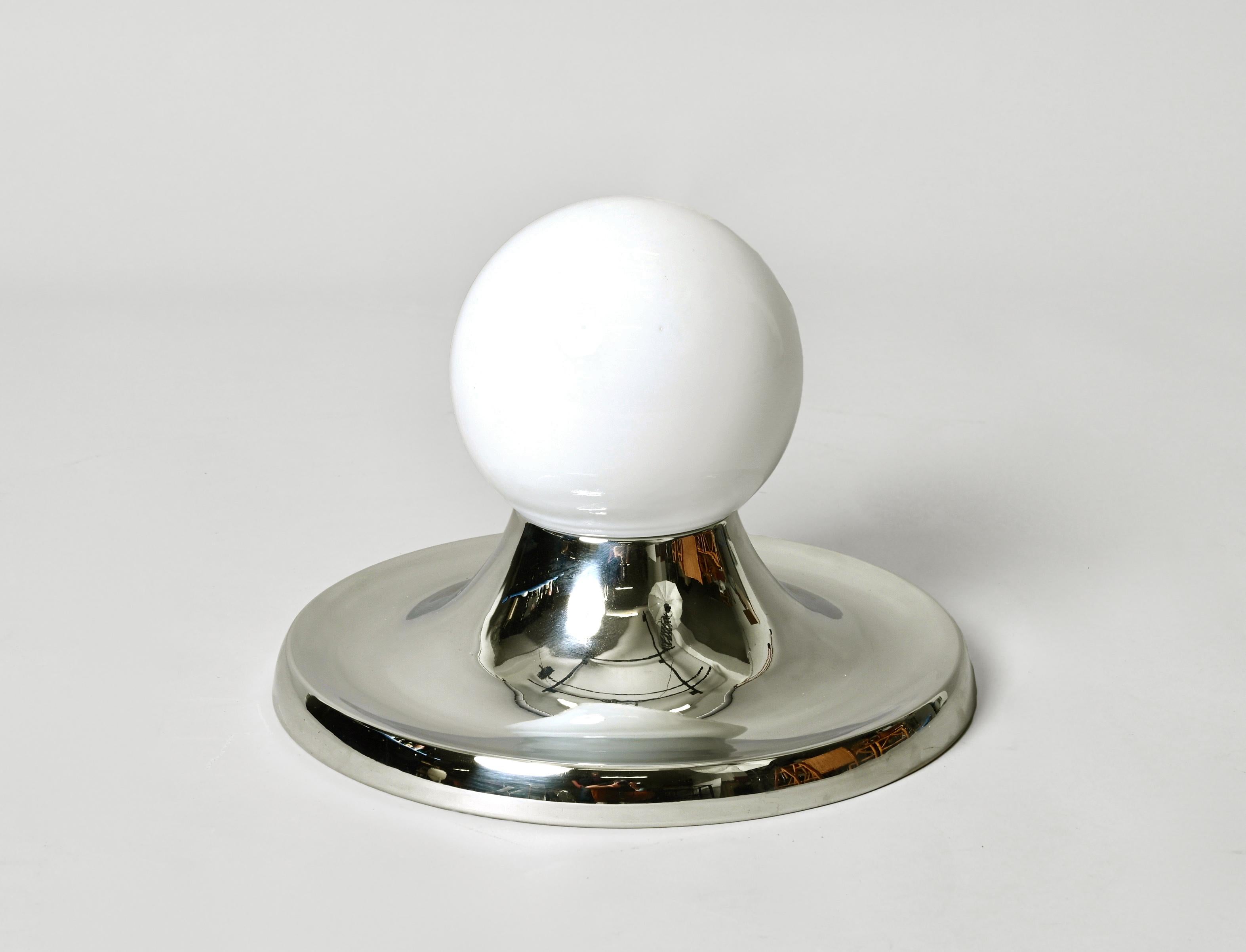 Applique italienne Castiglioni « Light Ball » en métal chromé du milieu du siècle dernier pour Flos, années 1960 9