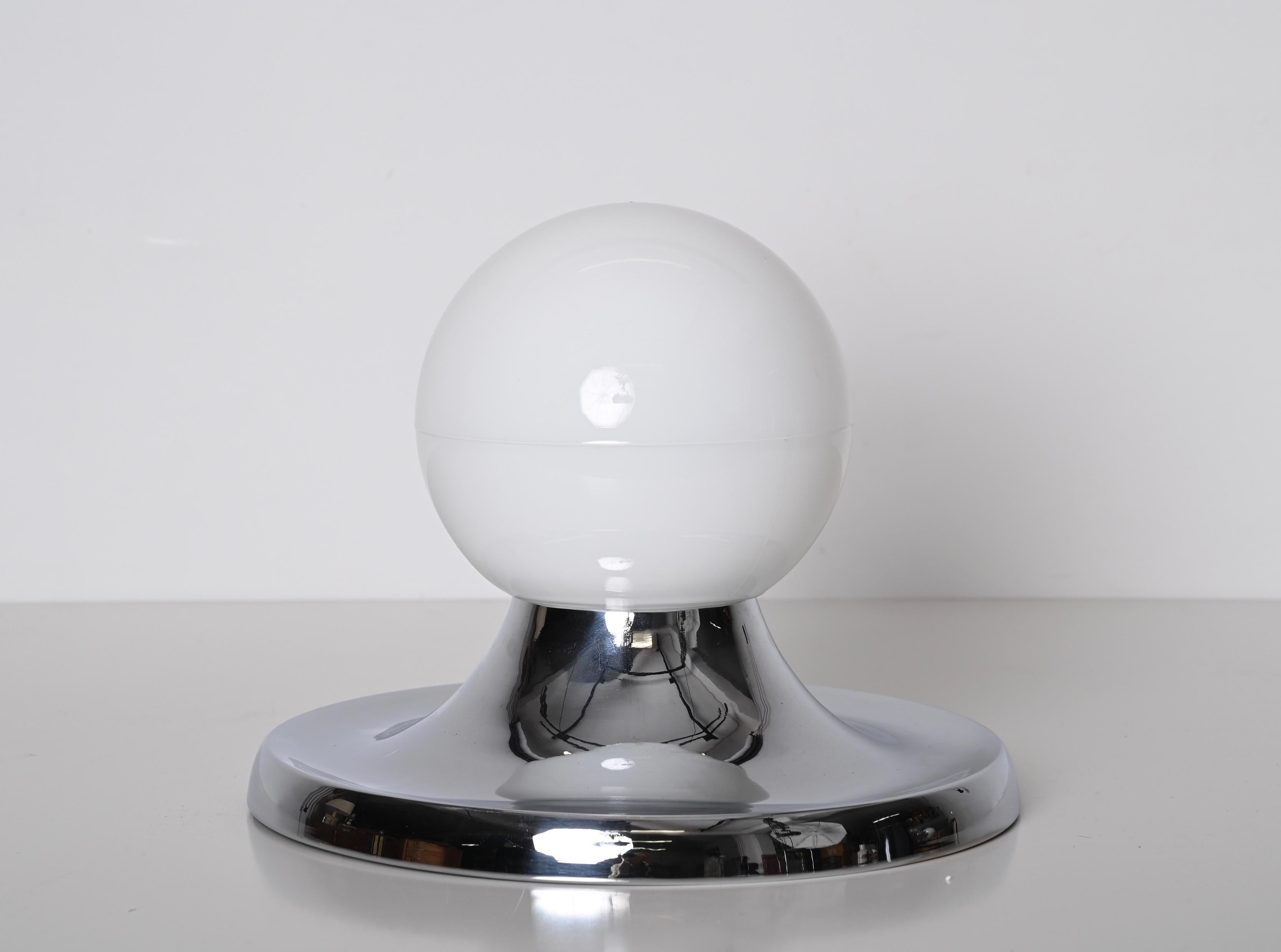 Chrome Applique italienne Castiglioni « Light Ball » en métal chromé du milieu du siècle dernier pour Flos, années 1960 en vente