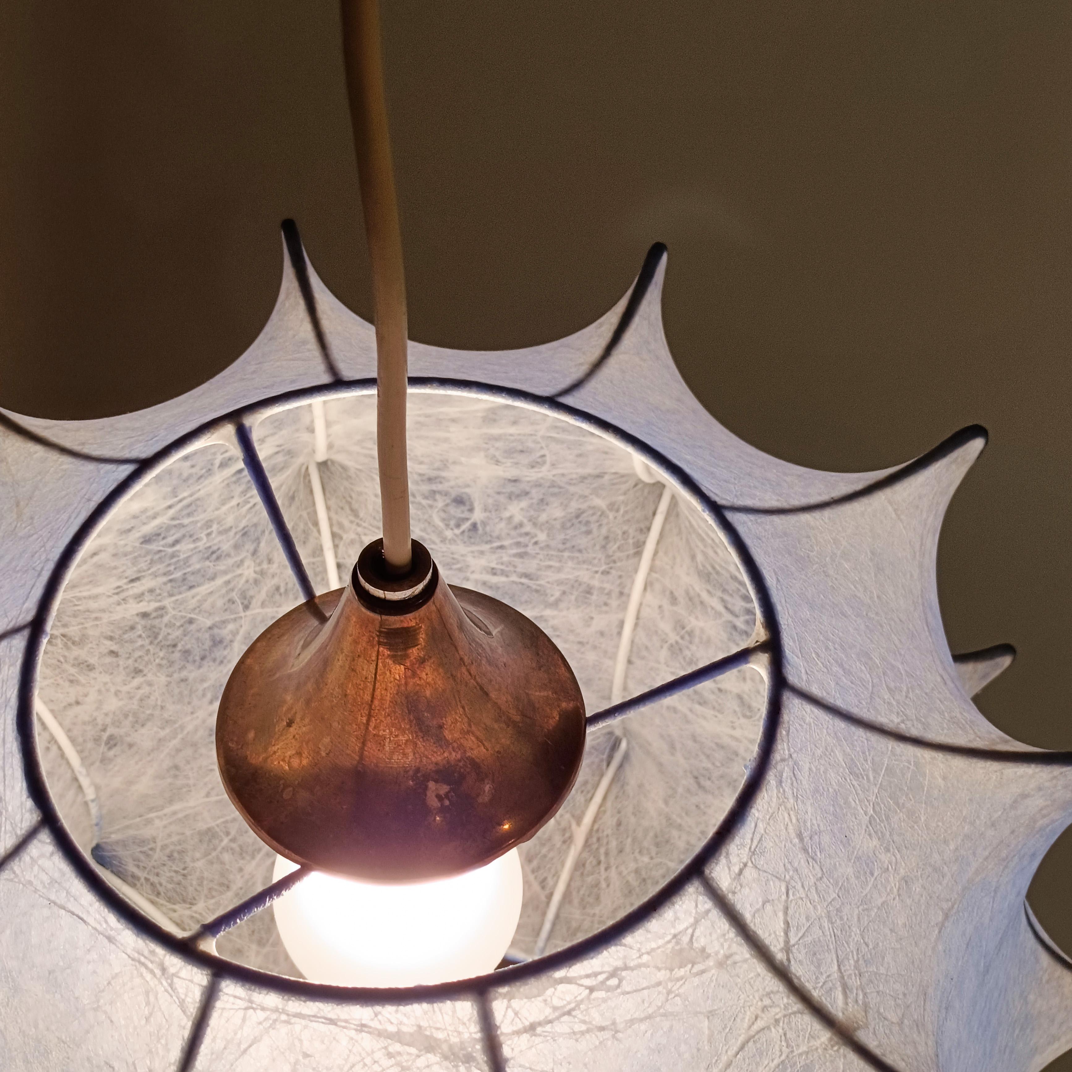 Castiglioni style. Space Age Cocoon pendant lamp, Italy, 1970s im Angebot 7