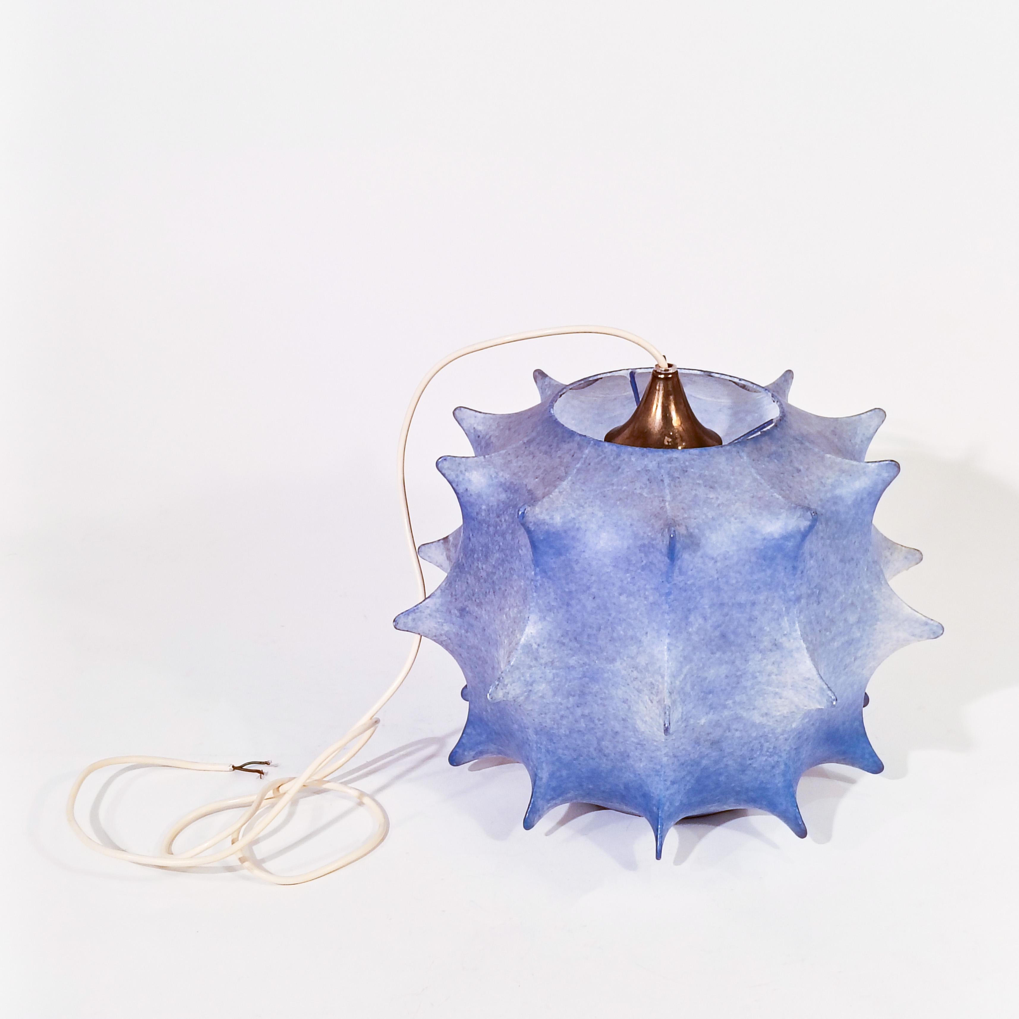 Castiglioni style. Space Age Cocoon pendant lamp, Italy, 1970s im Angebot 9