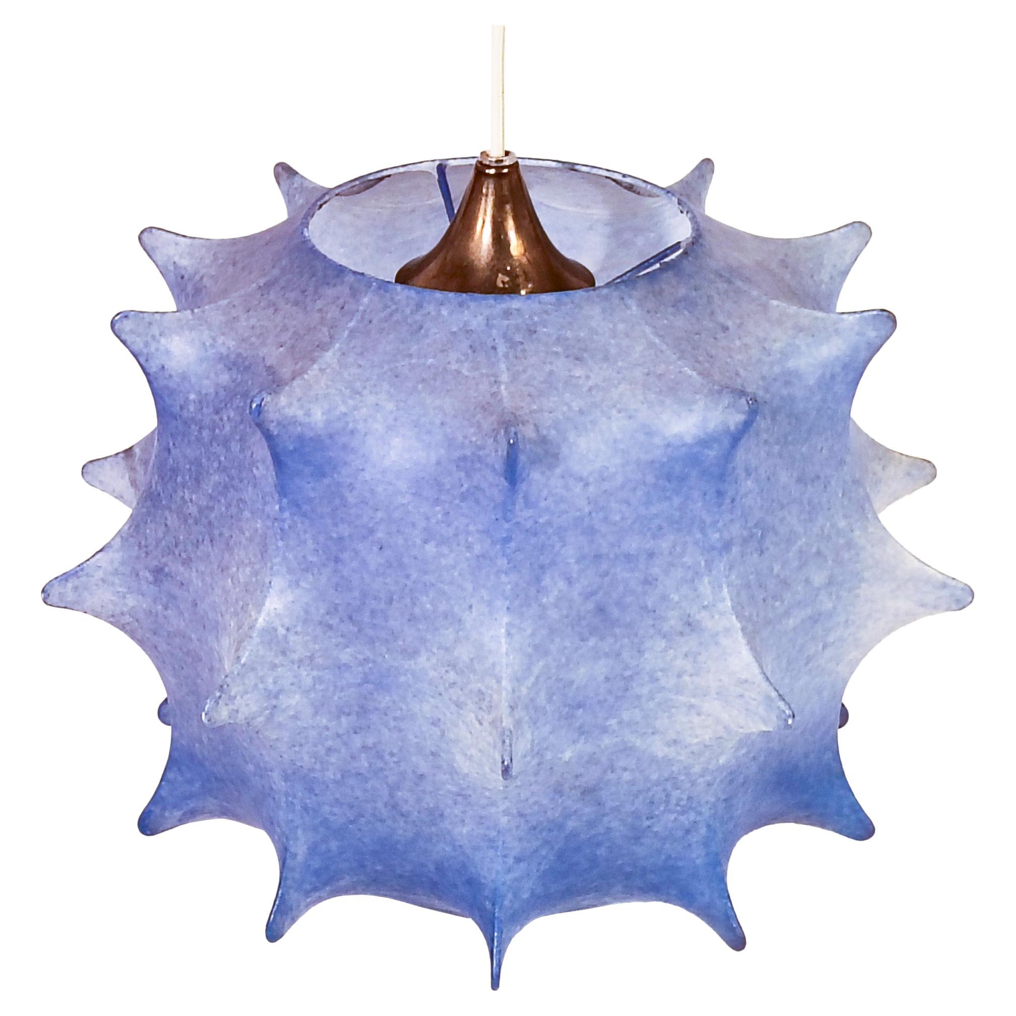Castiglioni style. Space Age Cocoon pendant lamp, Italy, 1970s im Angebot
