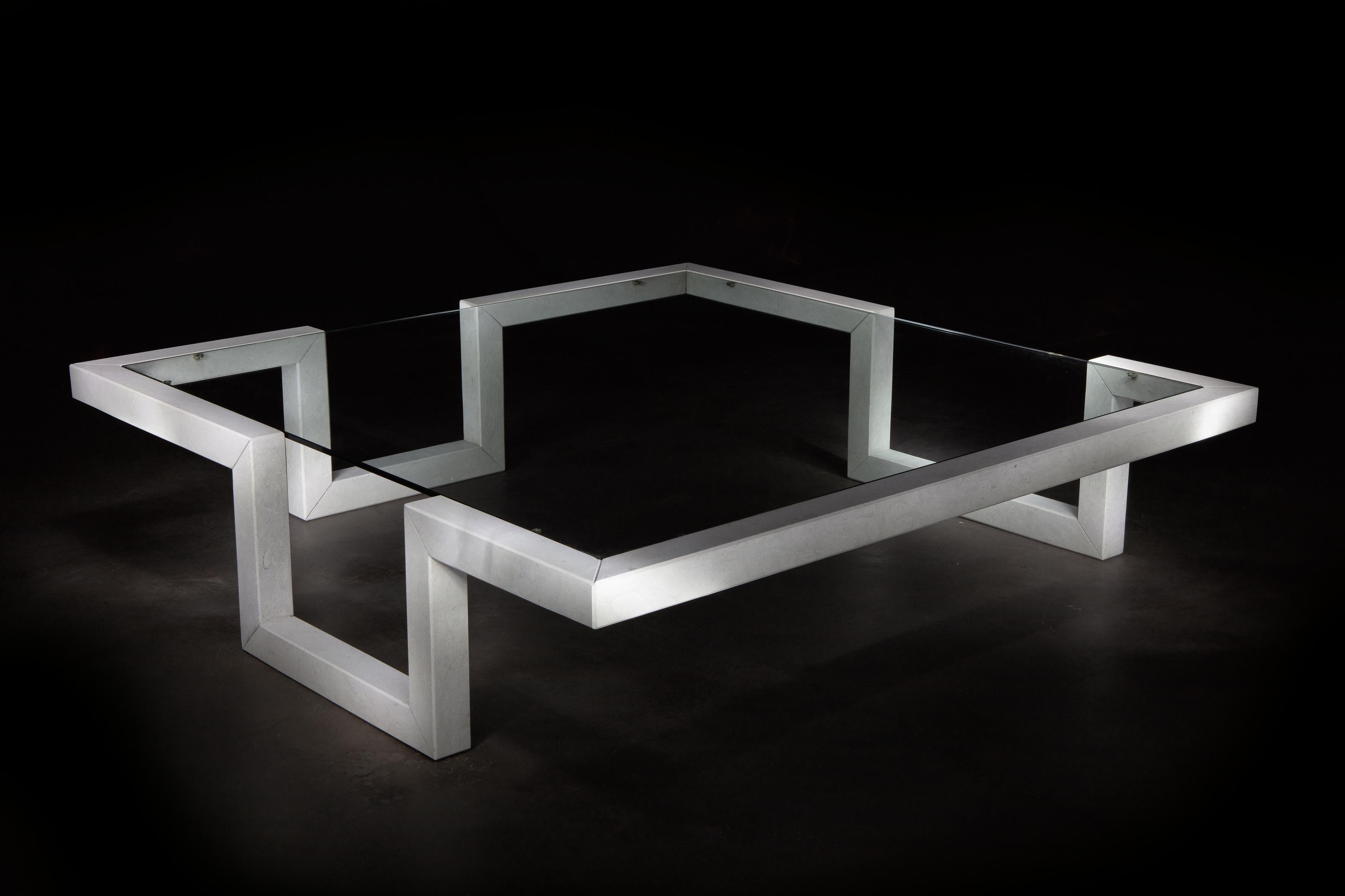 Poli Collection de tables basses en pierre de conception contemporaine Synthesis, en stock en vente
