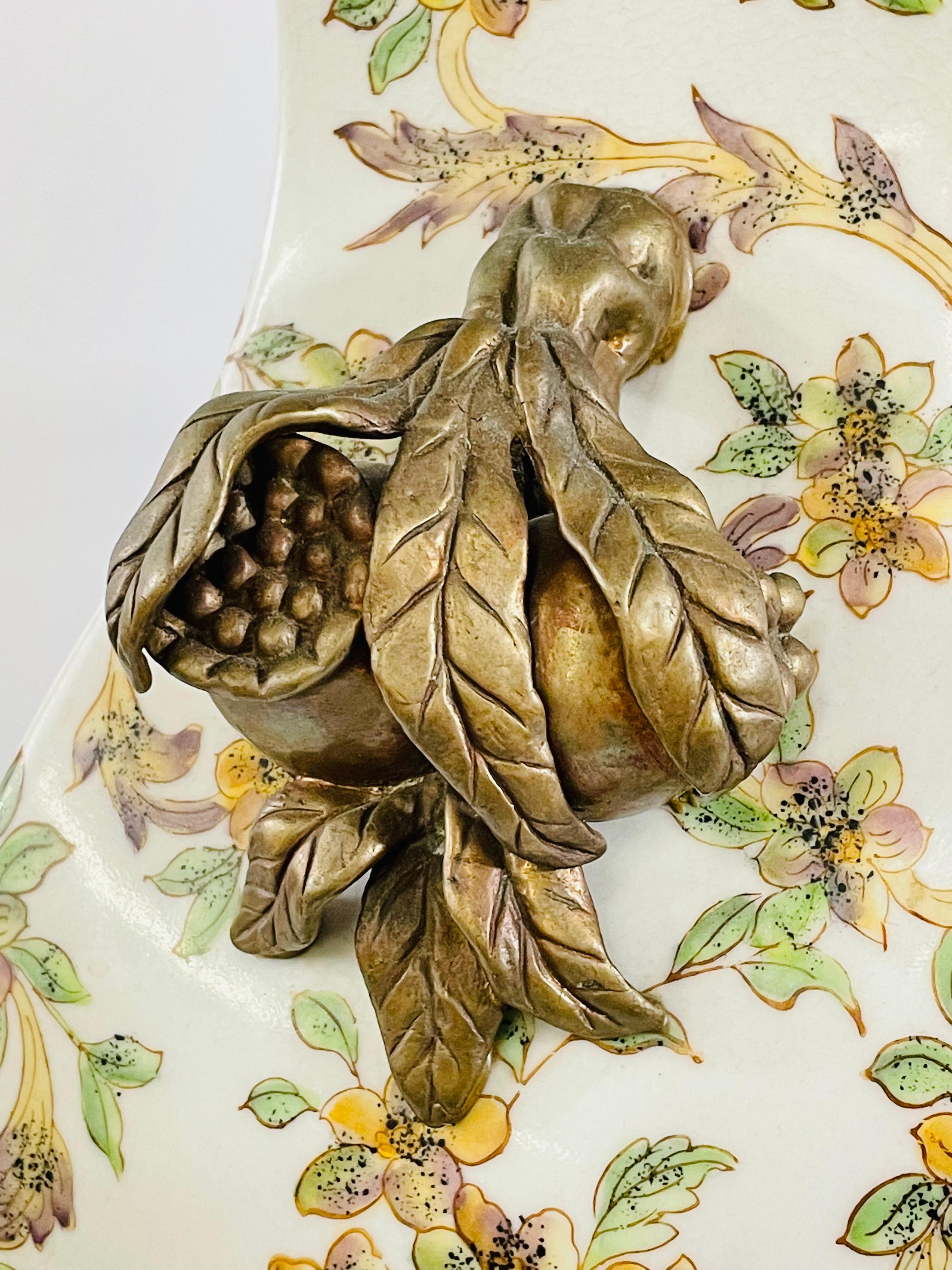 Castilian Porcelain Vase with Floral Design and Bronze Inlay  5
