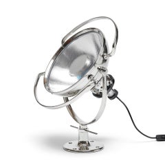 « Castle Light » Industrial LIght pour Wilmont Castle Co.