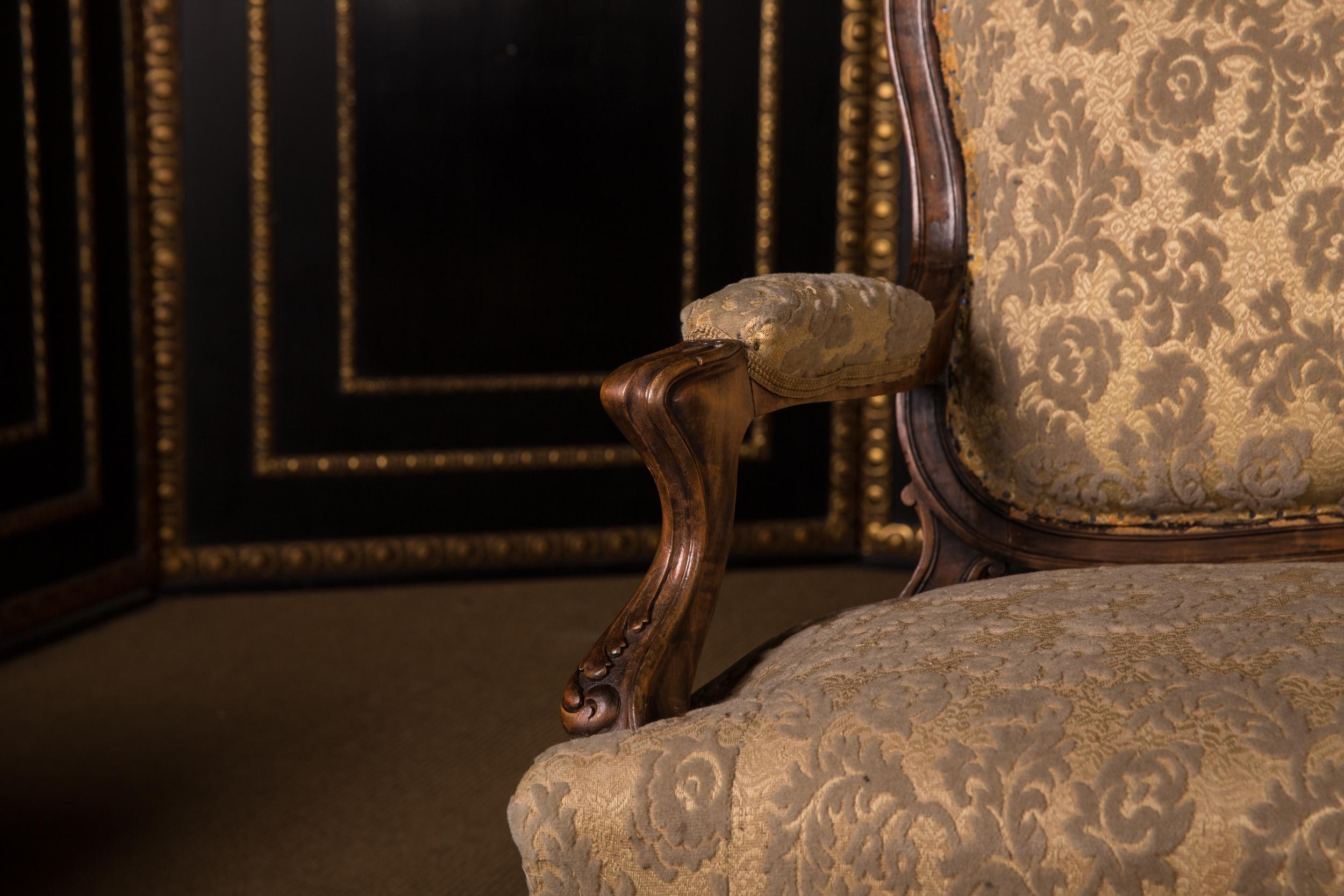 Castle Worthy Salon Group Sofa and Chairs Neo Rococo, circa 1860 3