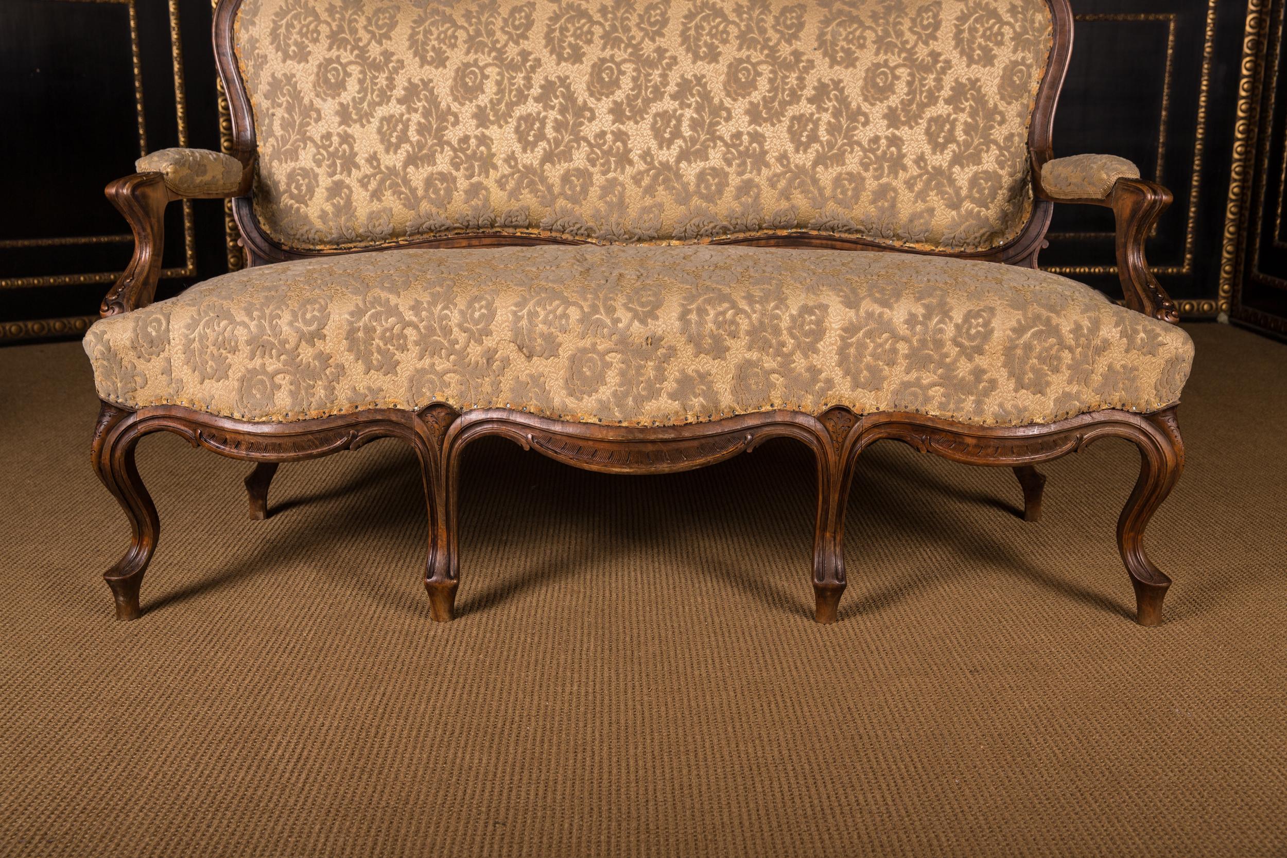 German Castle Worthy Salon Group Sofa and Chairs Neo Rococo, circa 1860