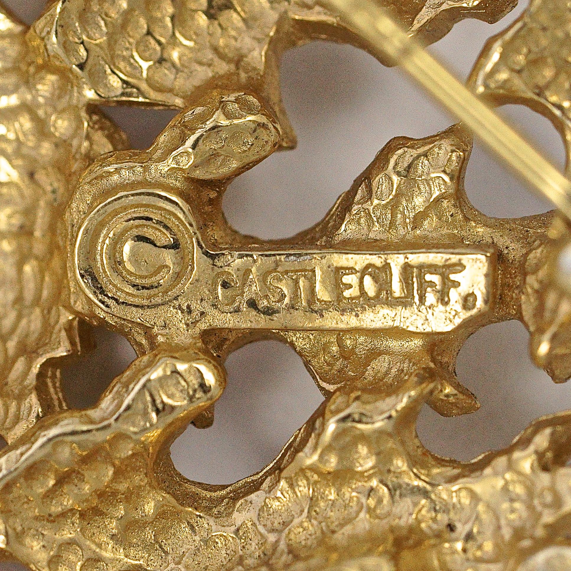 Castlecliff Gold Plated Leaves Statement Brooch In Good Condition In London, GB