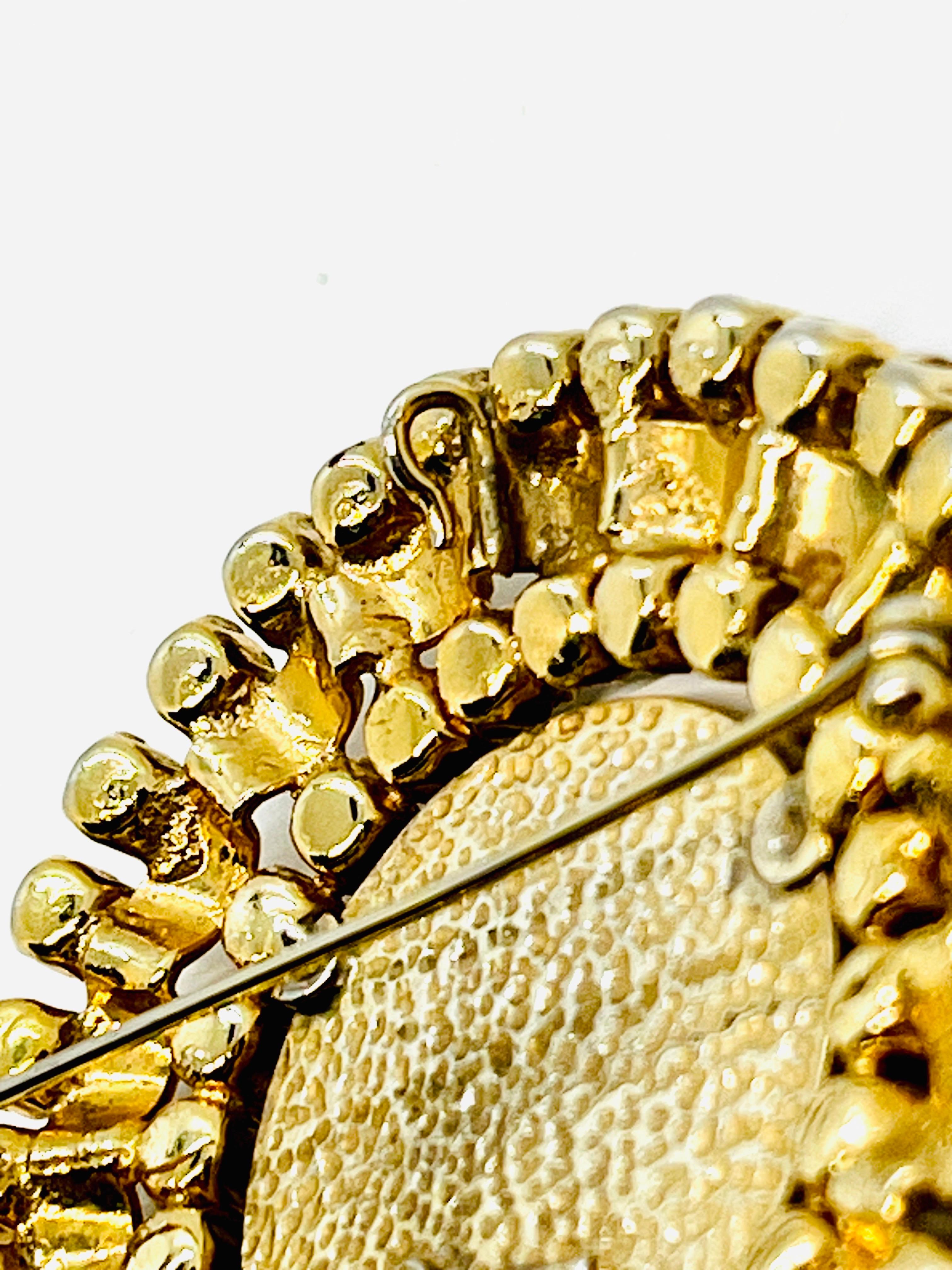Castlecliff Triple Crown Coin Brooch, Brilliant Cut Crystal Halo Setting For Sale 5