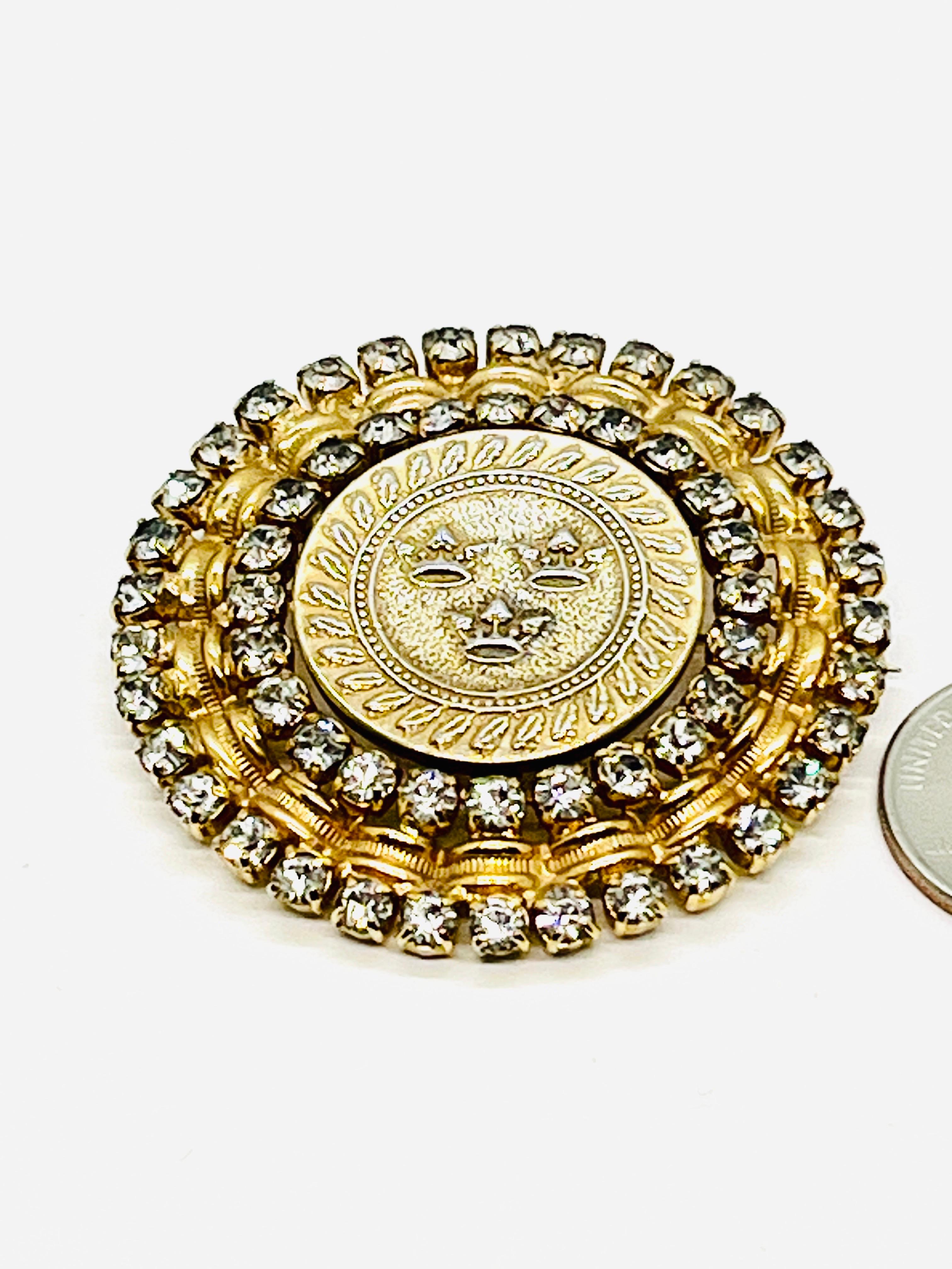 Castlecliff Triple Crown Coin Brooch, Brilliant Cut Crystal Halo Setting In Good Condition For Sale In Lynnwood, WA