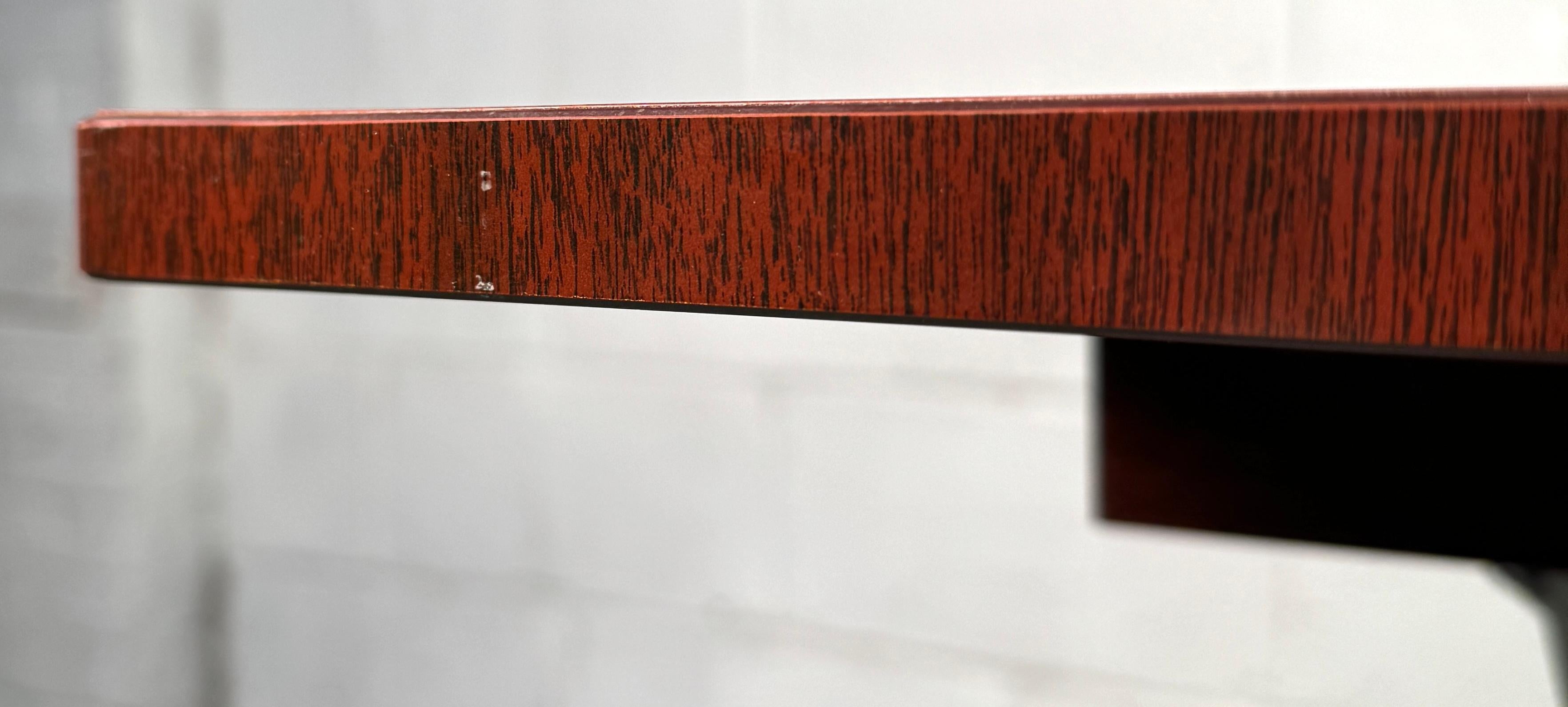 Mesa Convertible Castro Vintage en Bueno estado para la venta en Brooklyn, NY