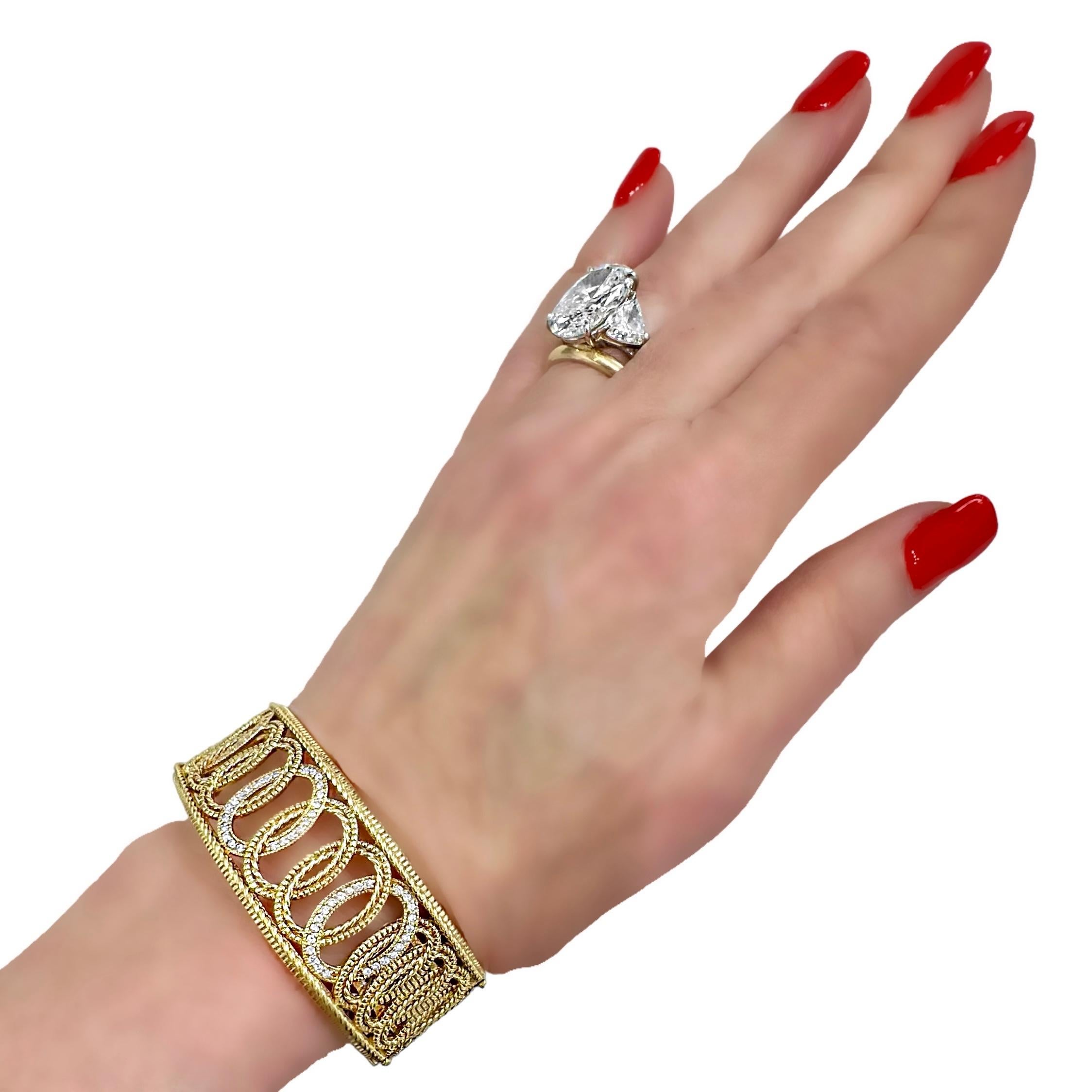 Casual Judith Ripka 18k Gold Hinged, Cuff Bracelet with Diamonds 7/8 inch Wide  8